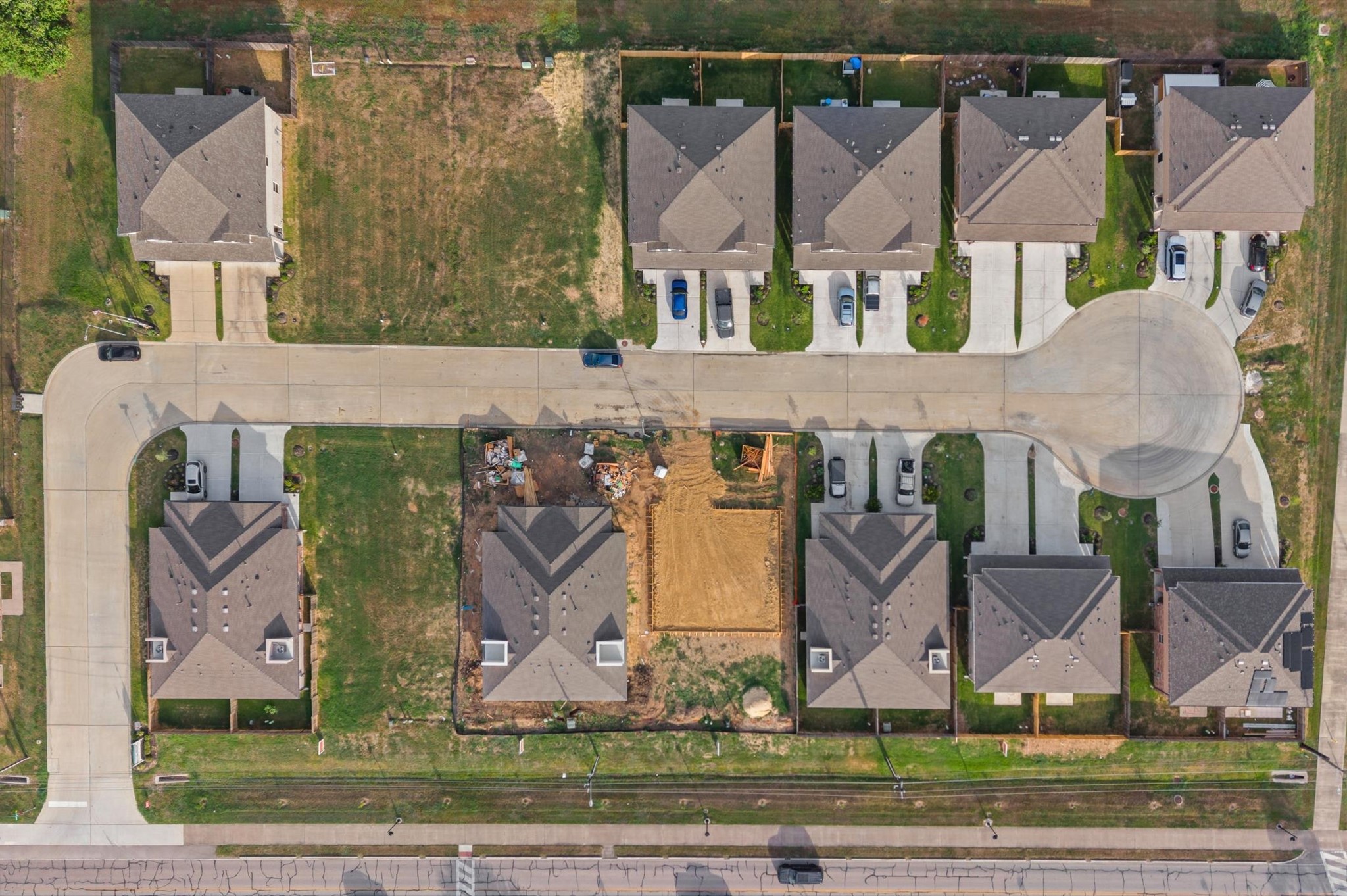 1369 Mixander Way, La Porte, TX 77571