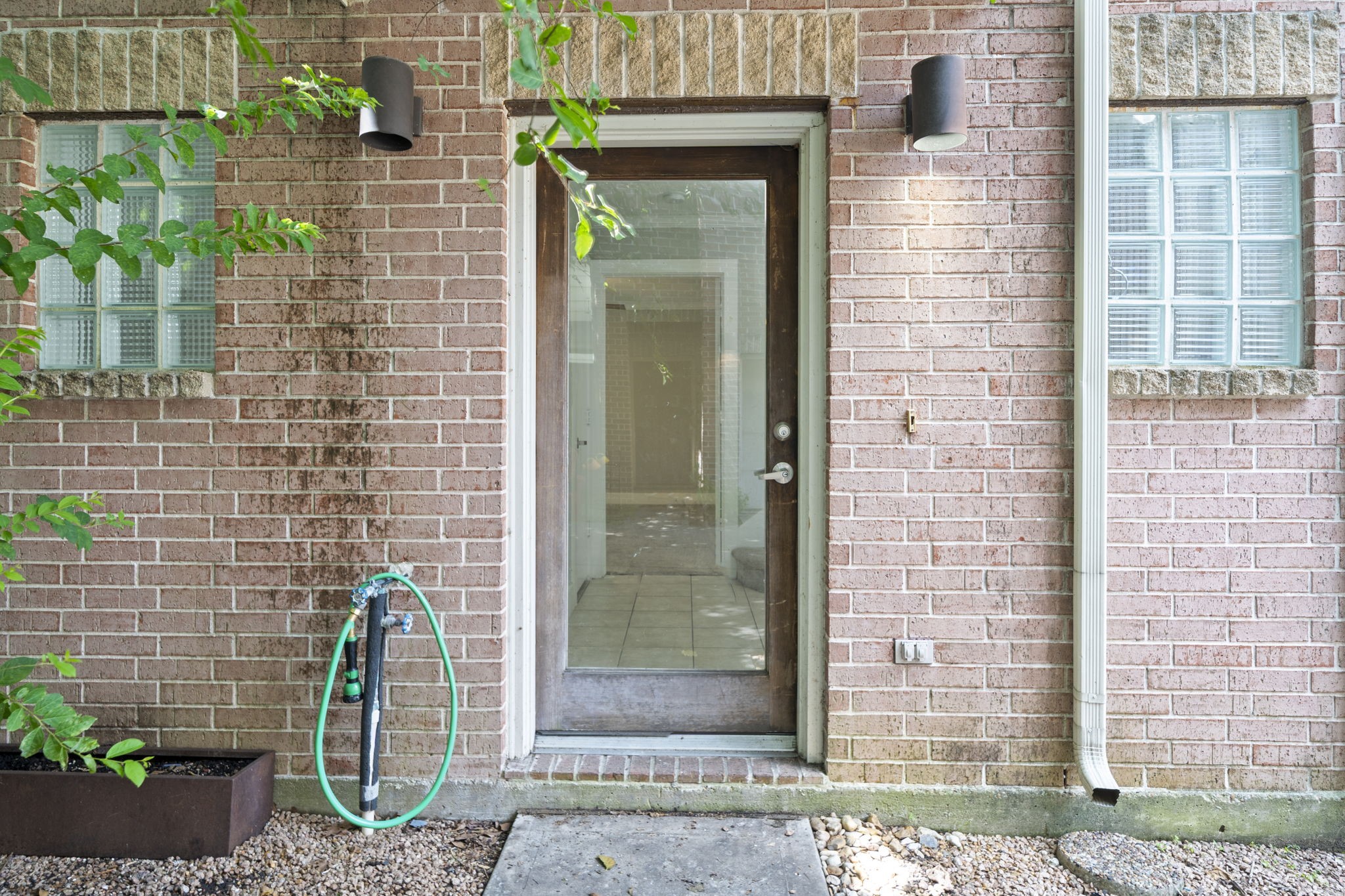 Entrance / Front door