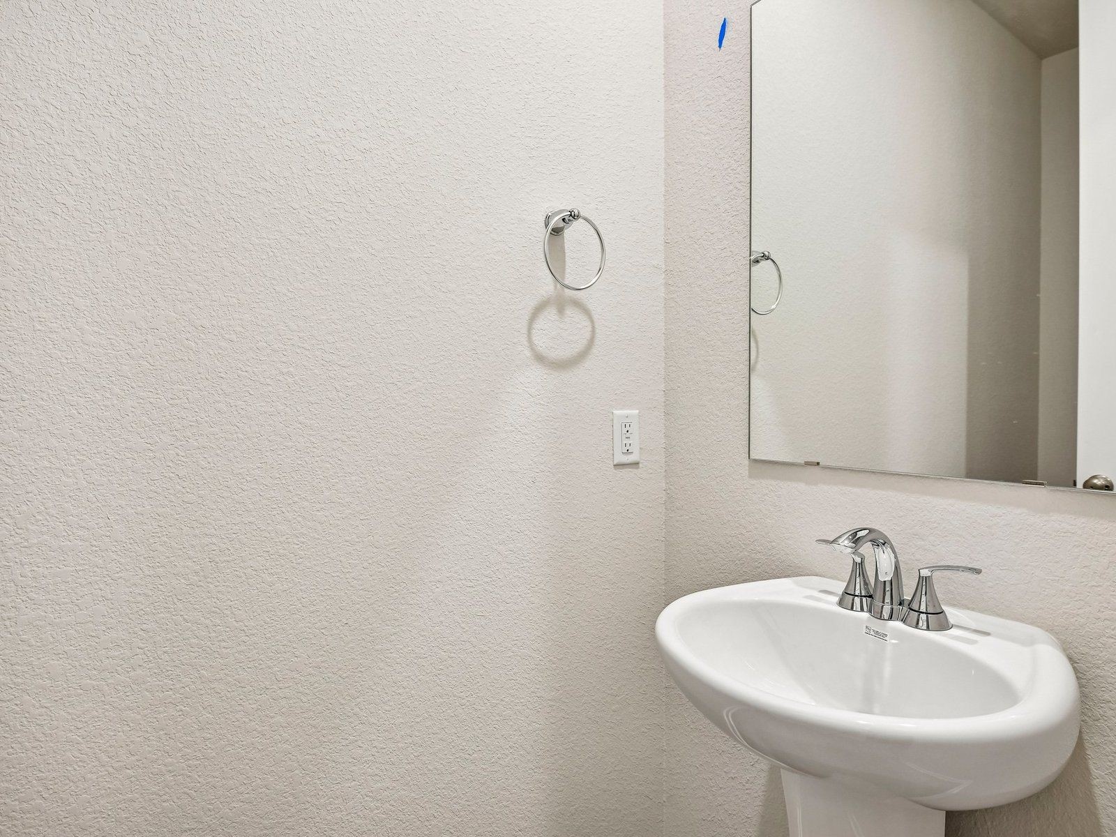 Photo is not of the actual home, but is an inspirational photo of builder's model home and may depict options, furnishings, and/or decorator features that are not included.