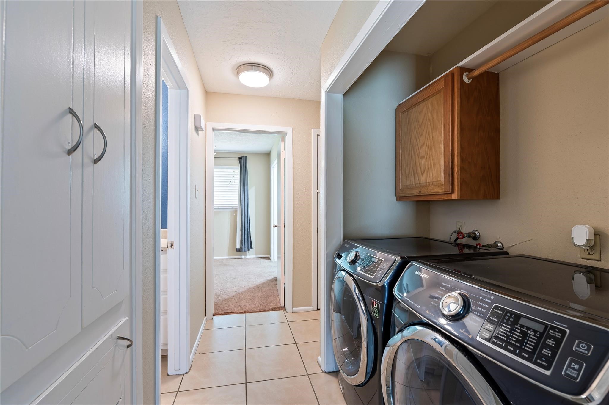 1857 County Road 99, Alvin, TX 77511