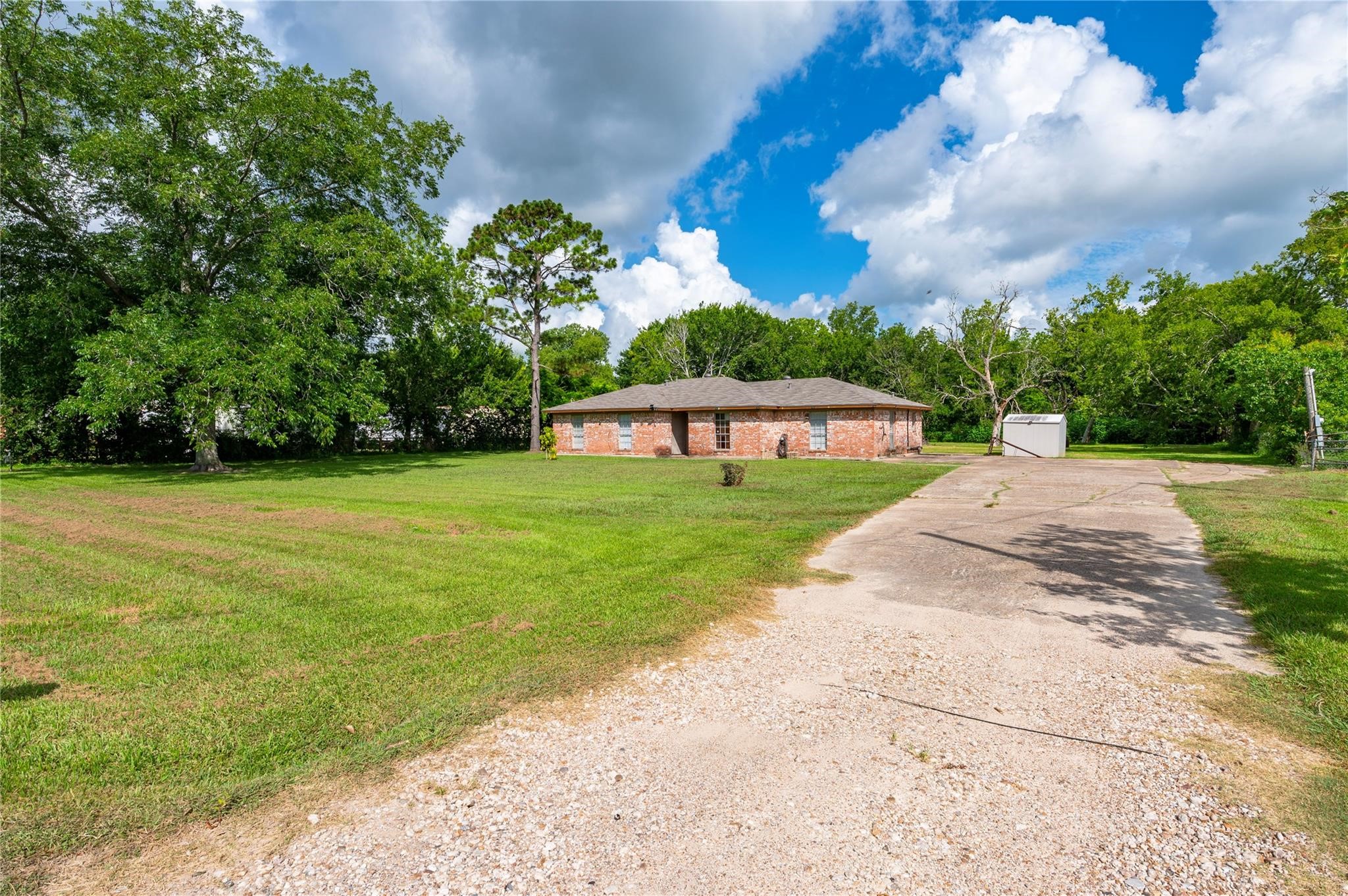 1857 County Road 99, Alvin, TX 77511 1857 County Road 99, Alvin, TX 77511