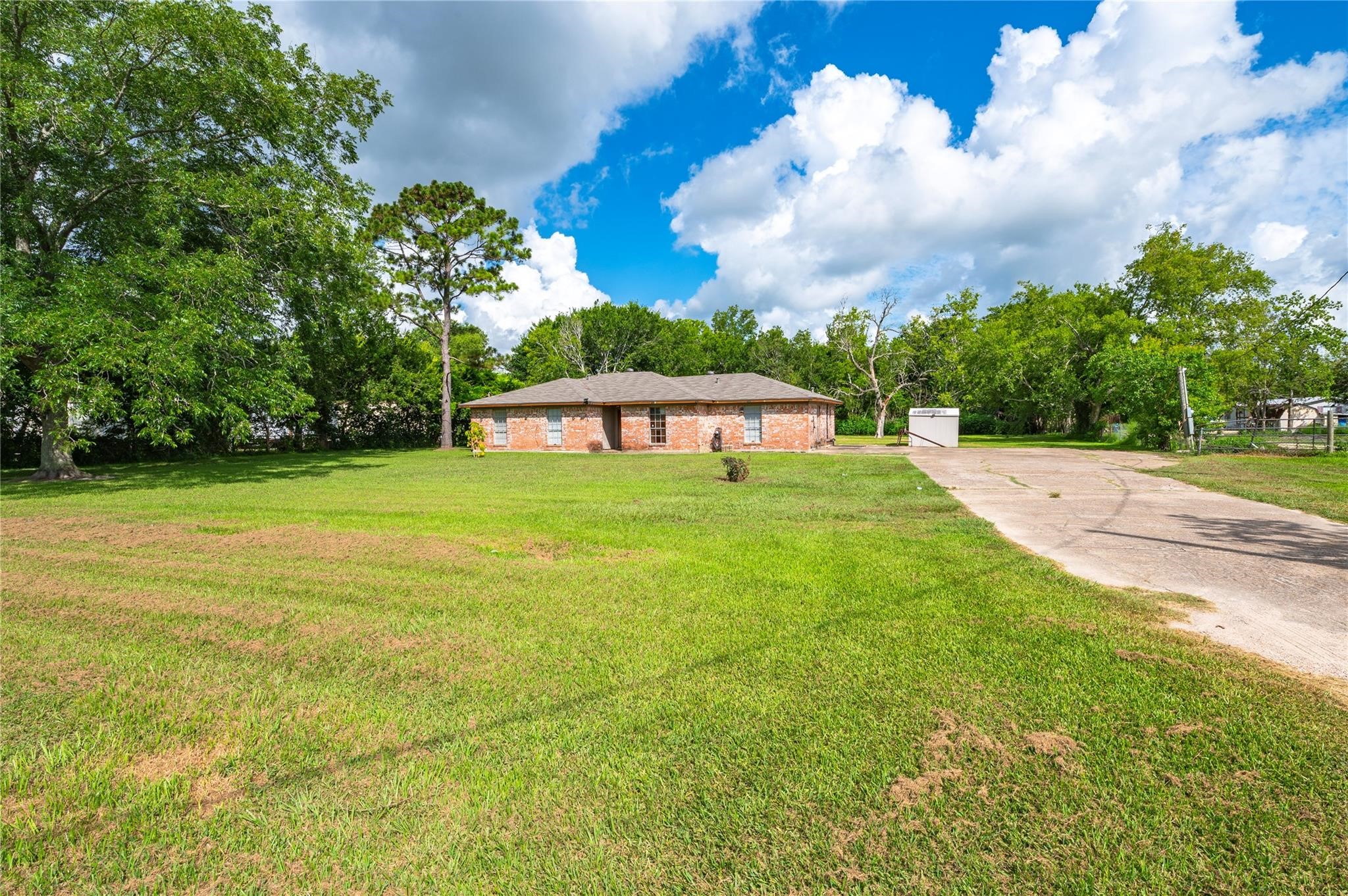 1857 County Road 99, Alvin, TX 77511 1857 County Road 99, Alvin, TX 77511
