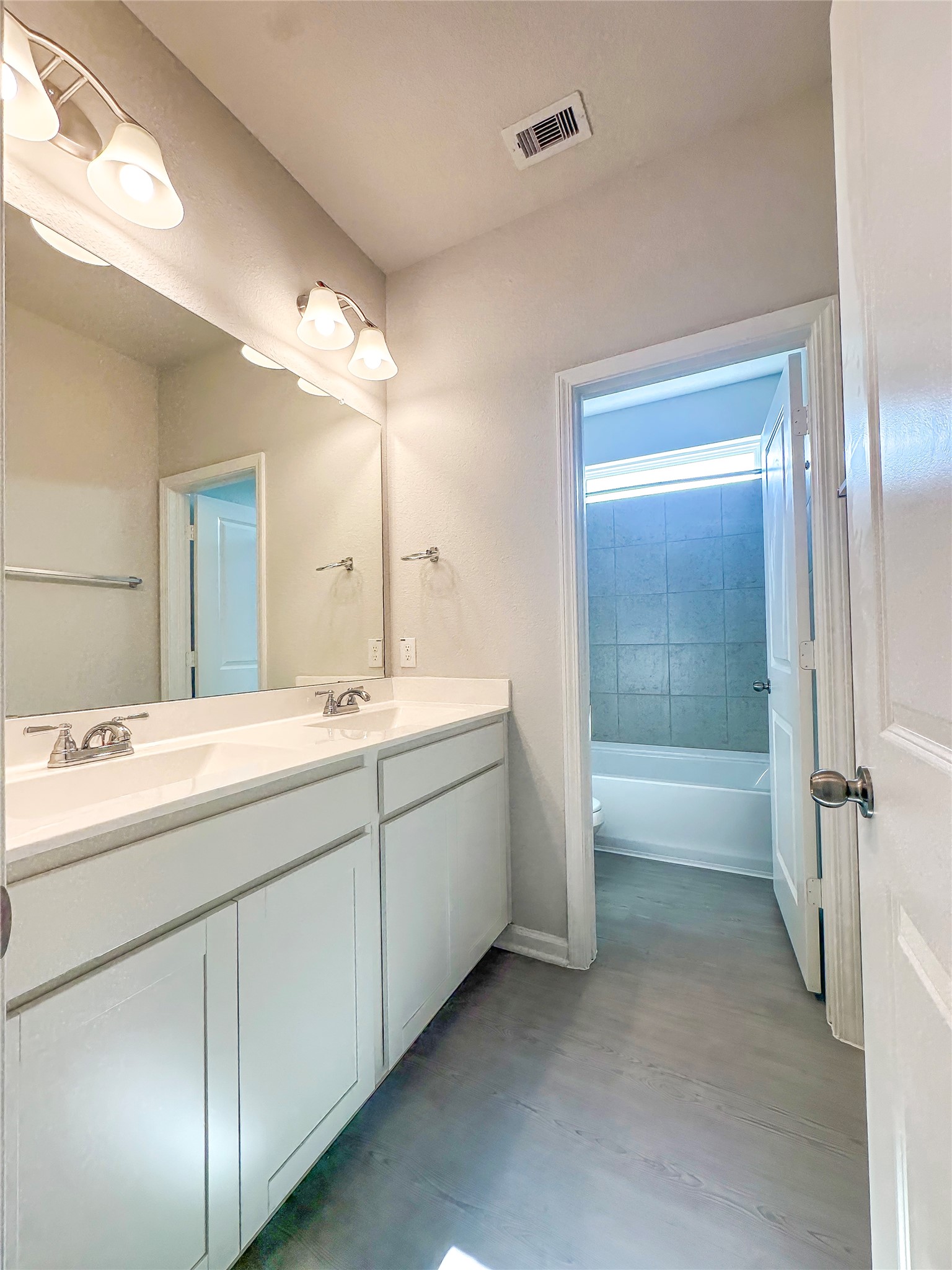 4218 Wind Swell Lane Lane, Houston, TX 77573