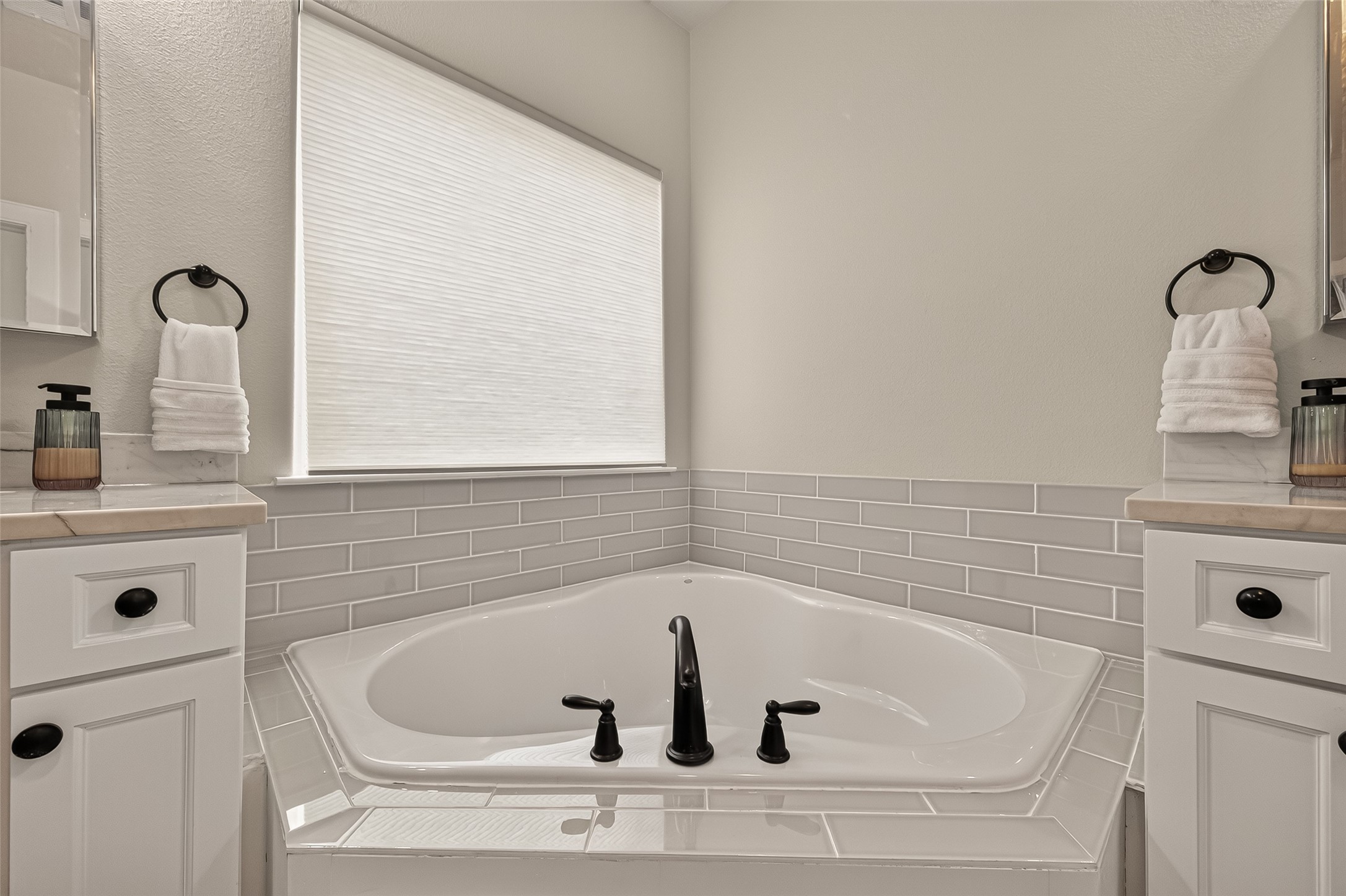 730 E 17th Street, Houston, TX 77008
