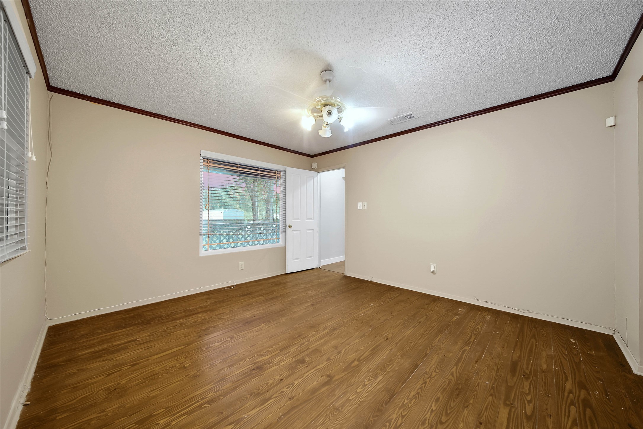 19112 Fm 1485 Road, New Caney, TX 77357
