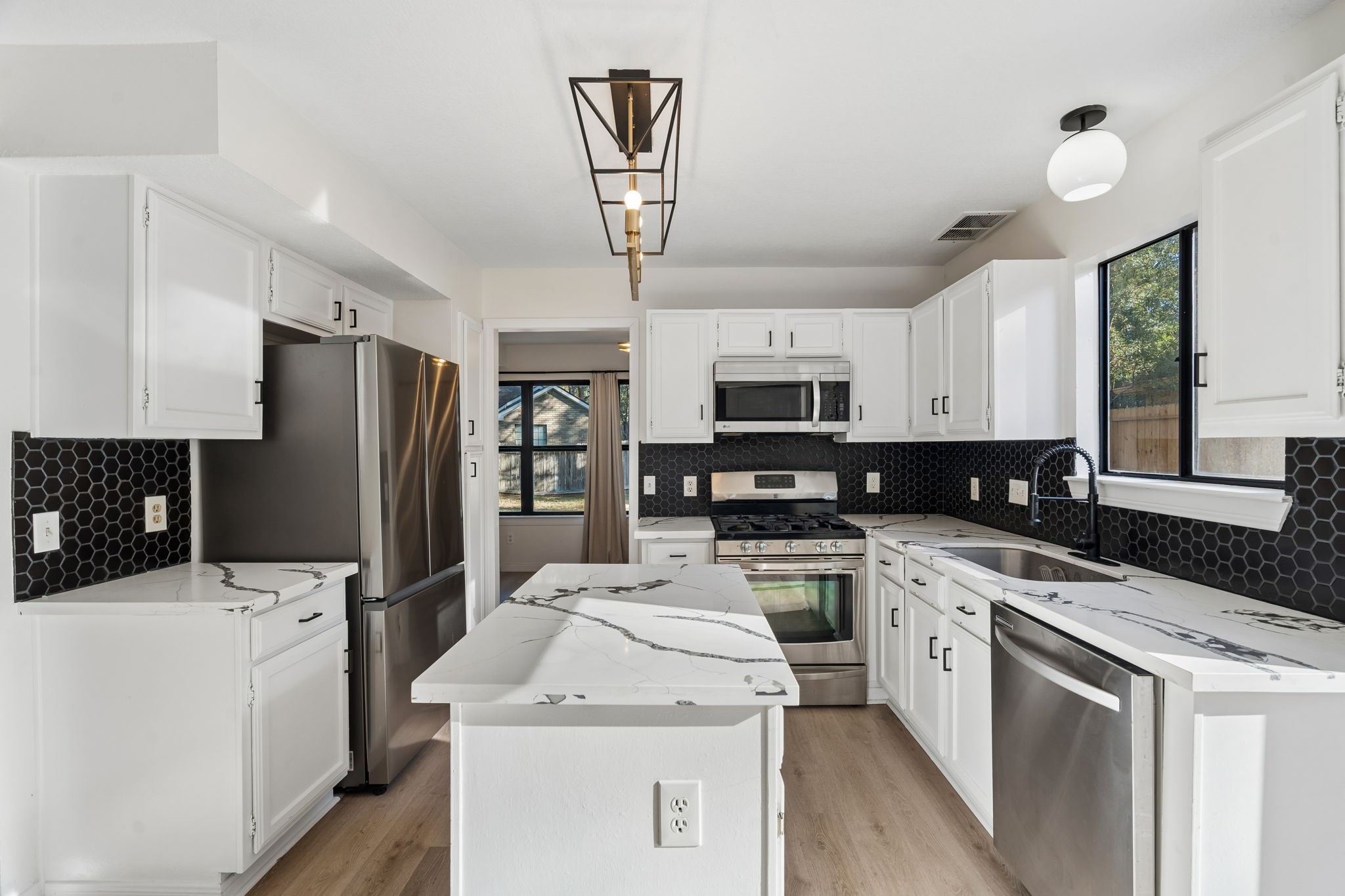 3515 Grove Oaks Drive, Houston, TX 77339