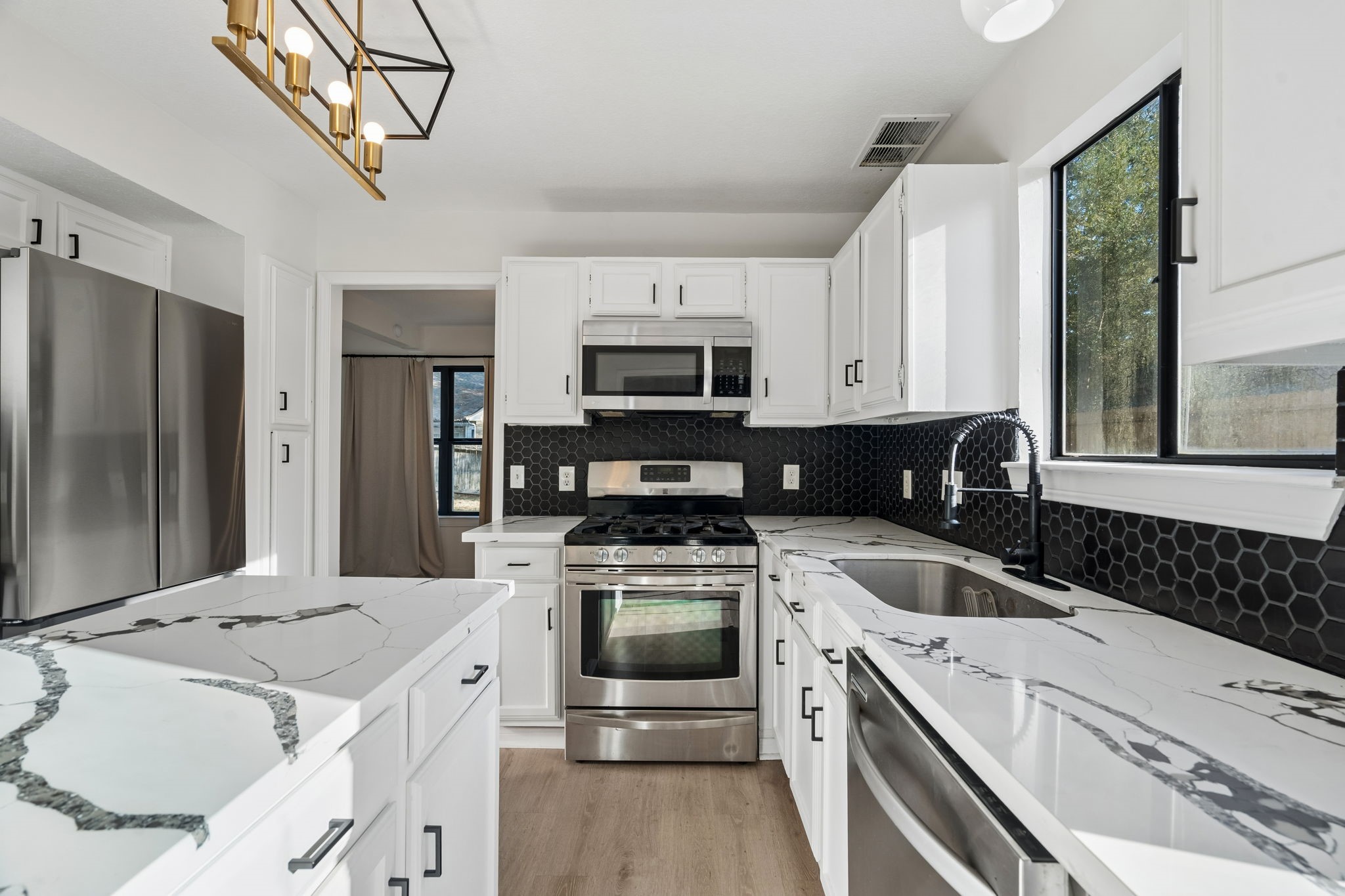 3515 Grove Oaks Drive, Houston, TX 77339