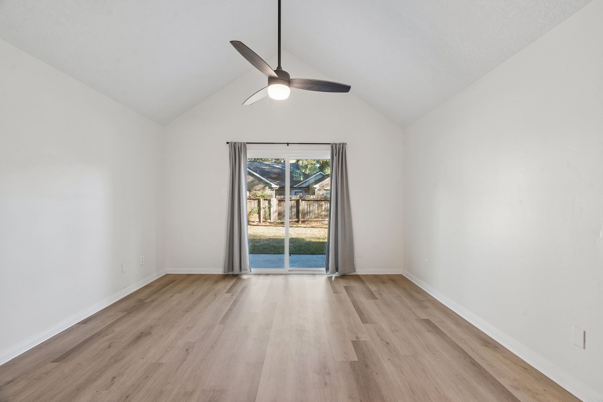 3515 Grove Oaks Drive, Houston, TX 77339