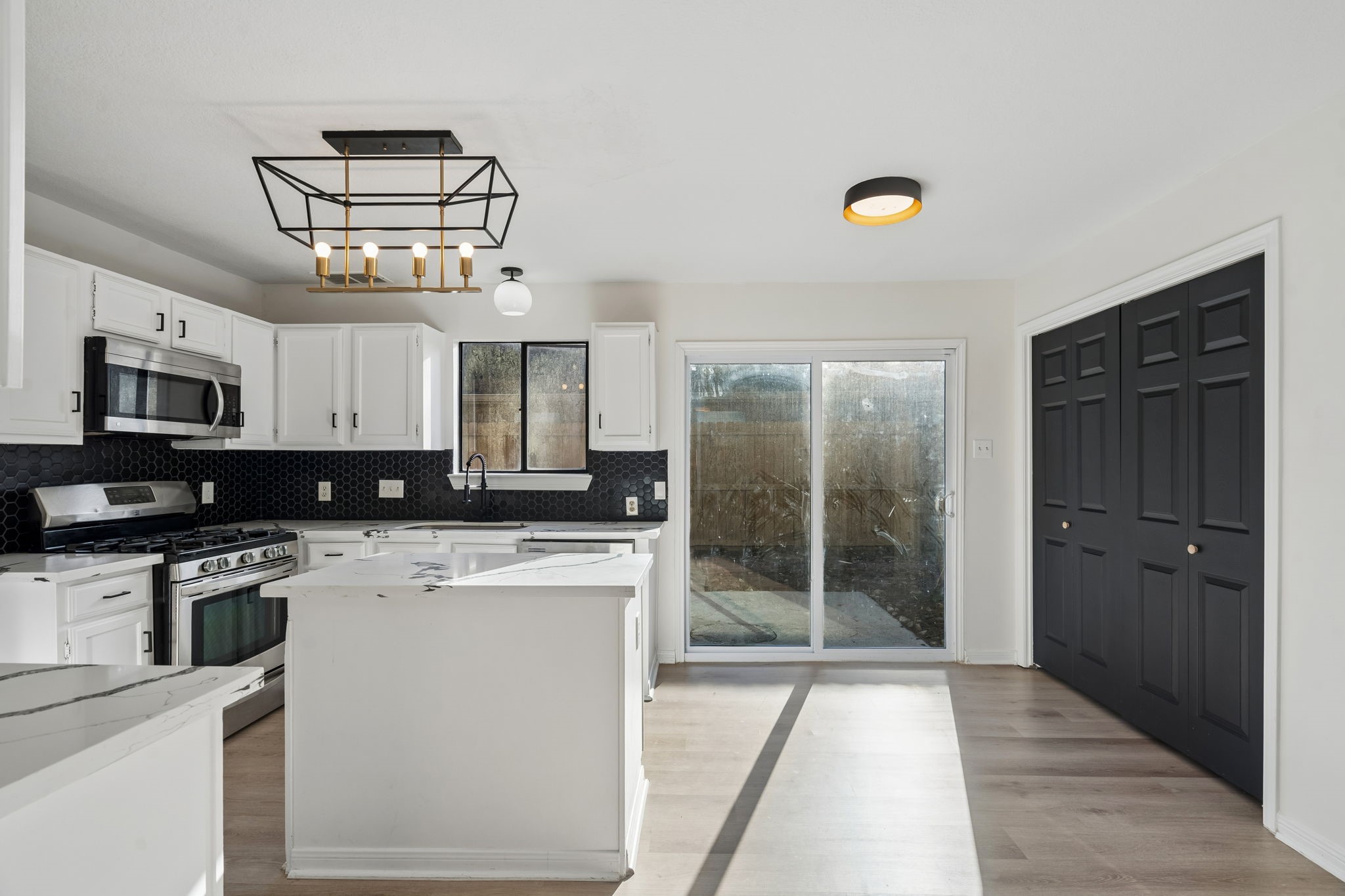 3515 Grove Oaks Drive, Houston, TX 77339