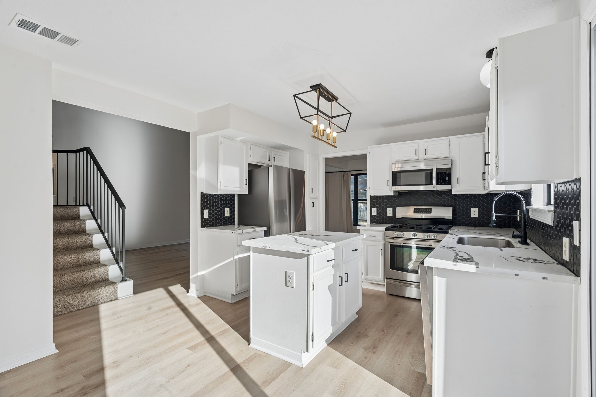 3515 Grove Oaks Drive, Houston, TX 77339