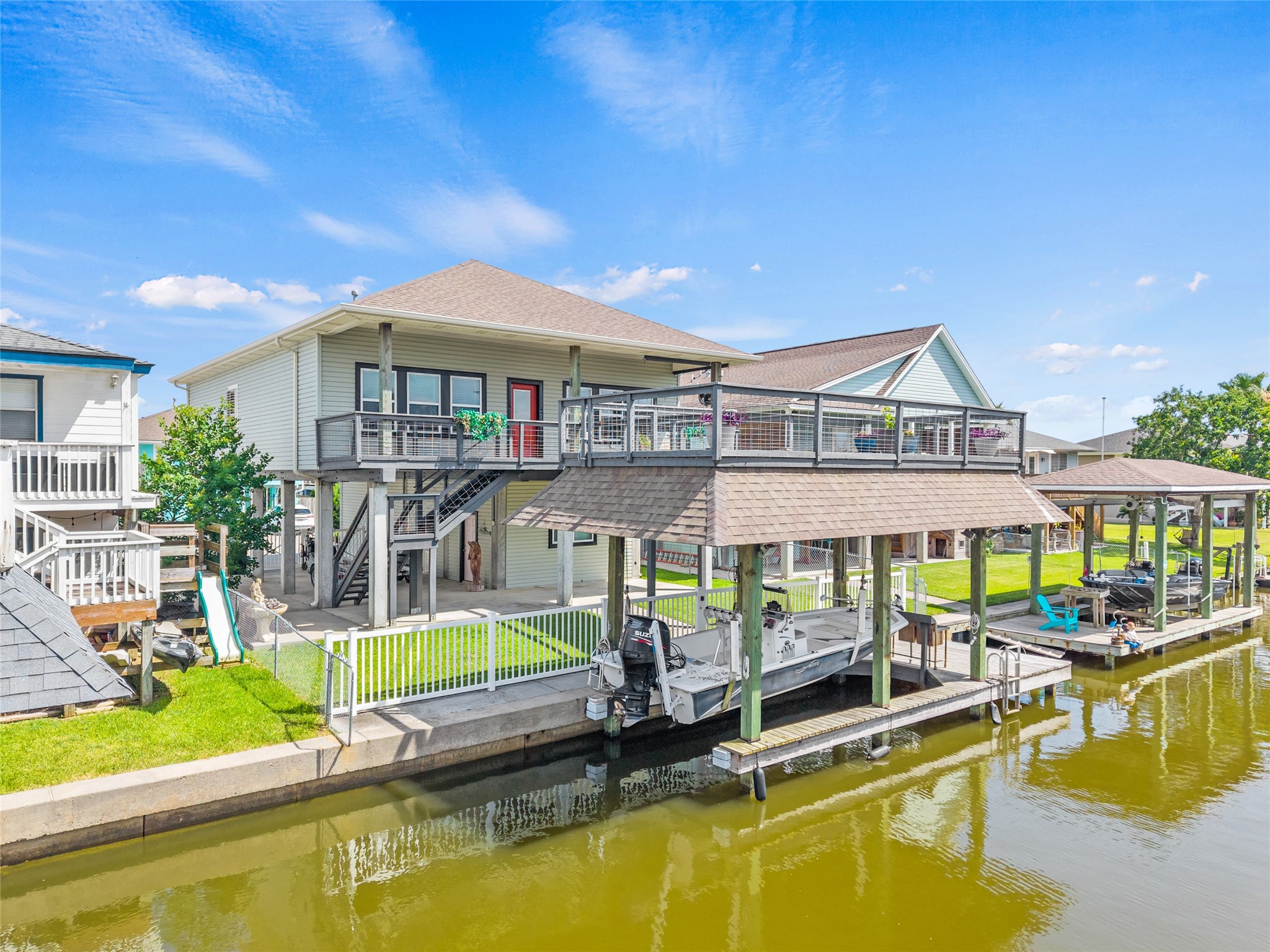 911 Bonita Street, Bayou Vista, TX 77563