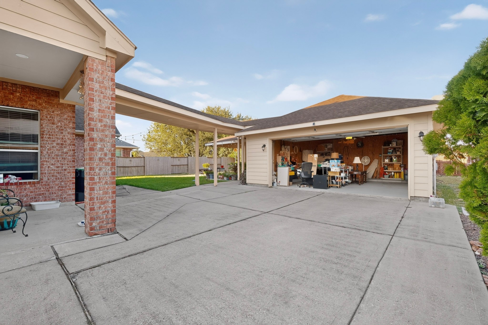 1103 Messina Court, Pearland, TX 77581