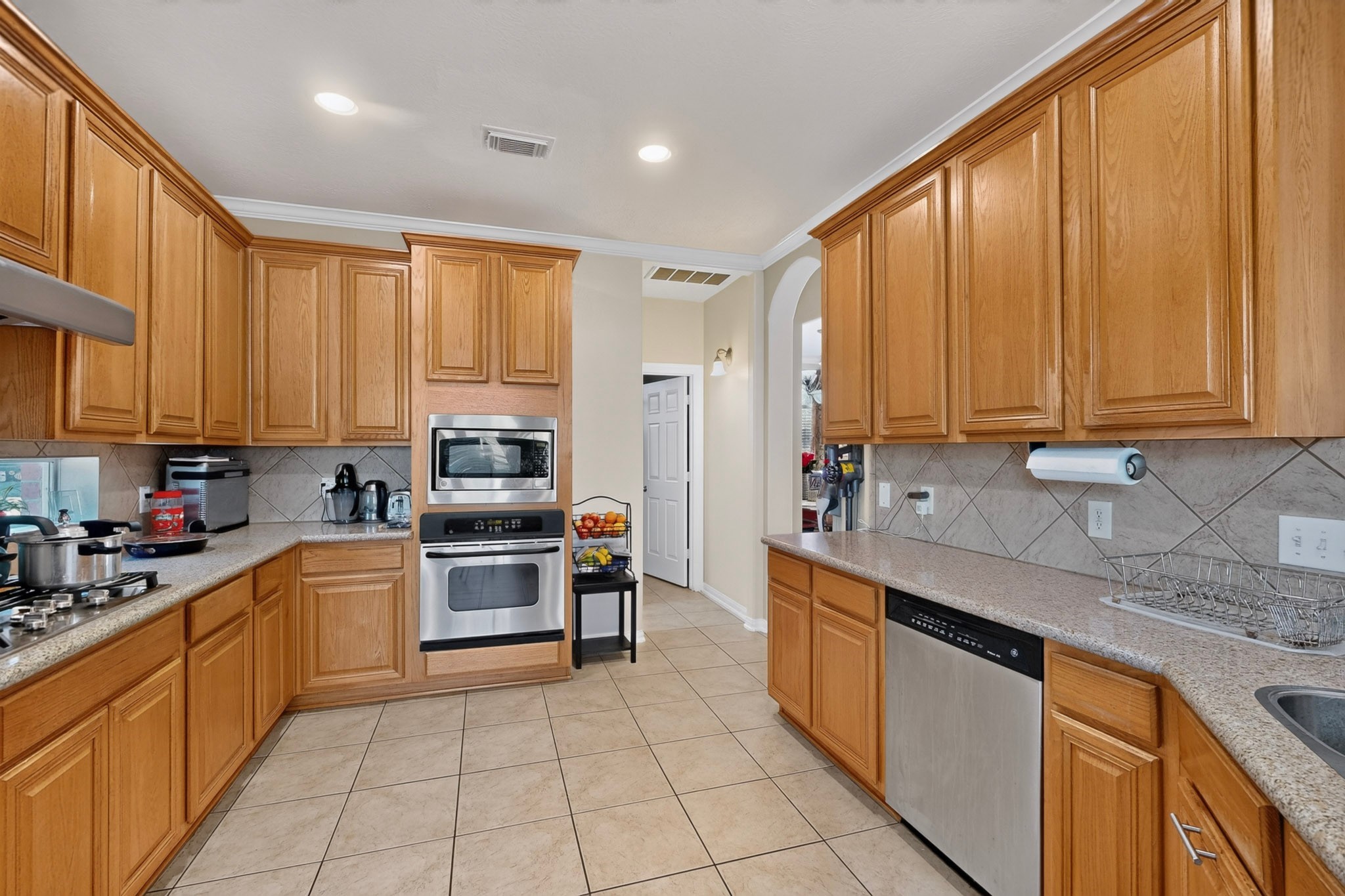 1103 Messina Court, Pearland, TX 77581
