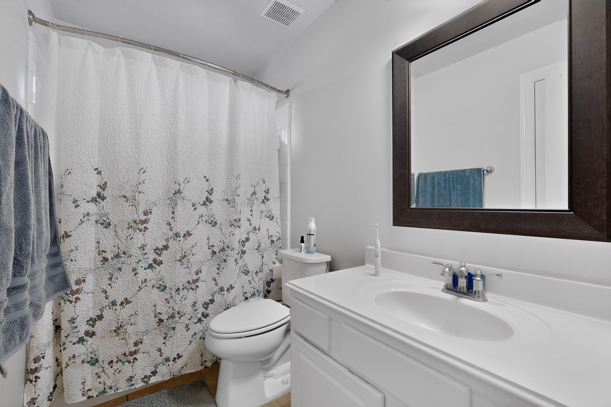 1103 Messina Court, Pearland, TX 77581