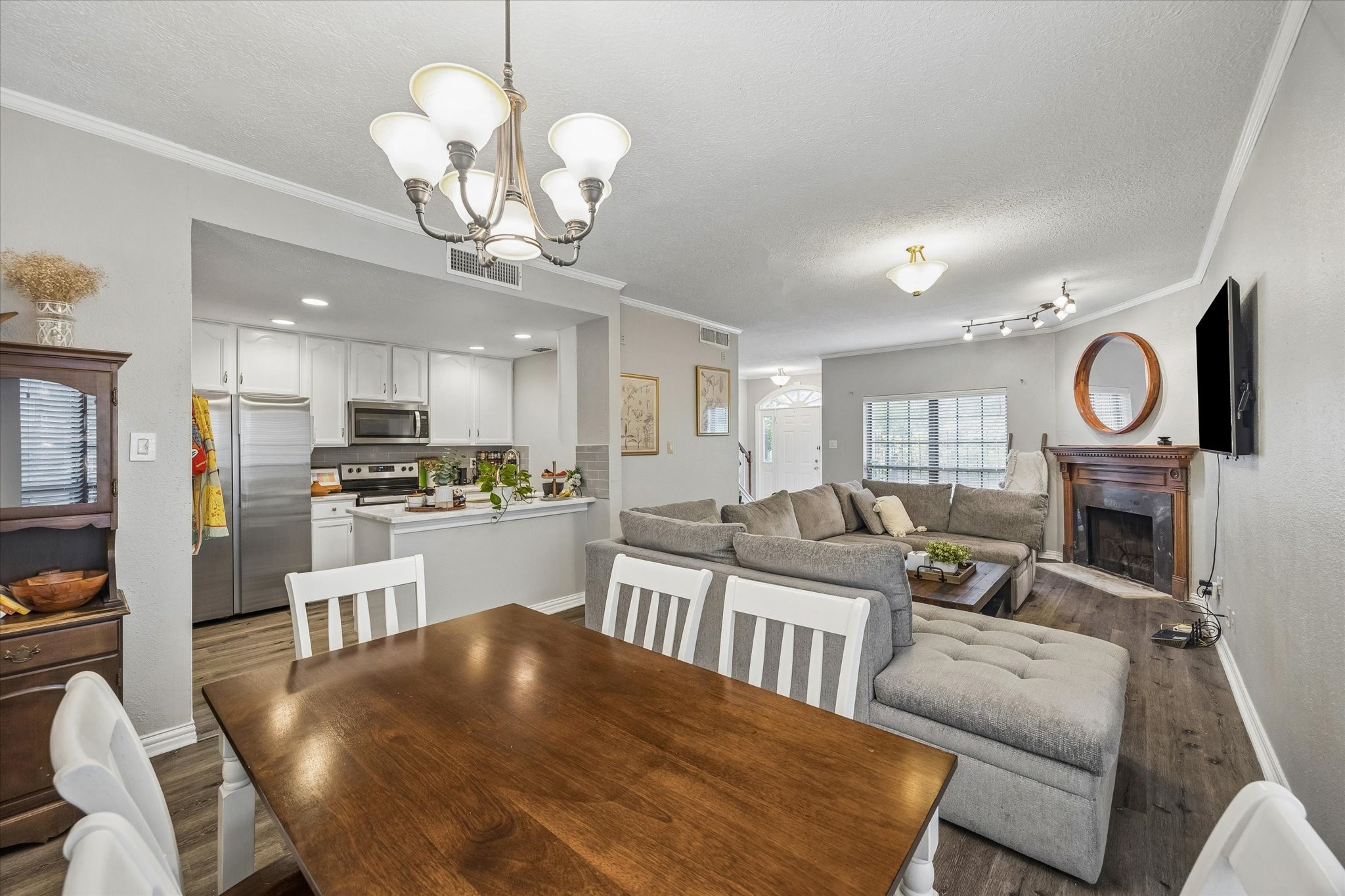 7350 Kirby Drive, #6, Houston, TX 77030