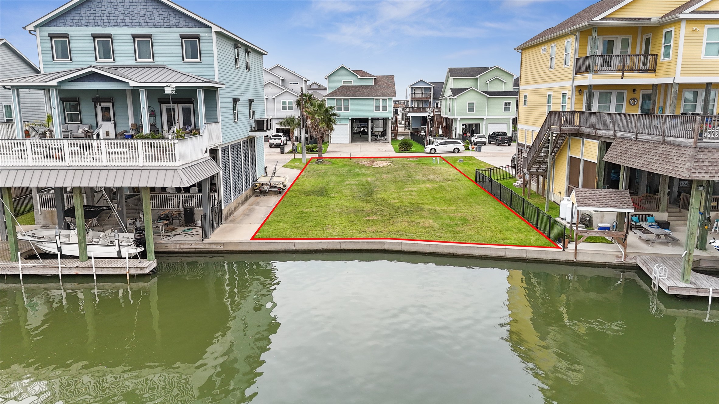 413 Amanda Circle, Tiki Island, TX 77554 413 Amanda Circle, Tiki Island, TX 77554