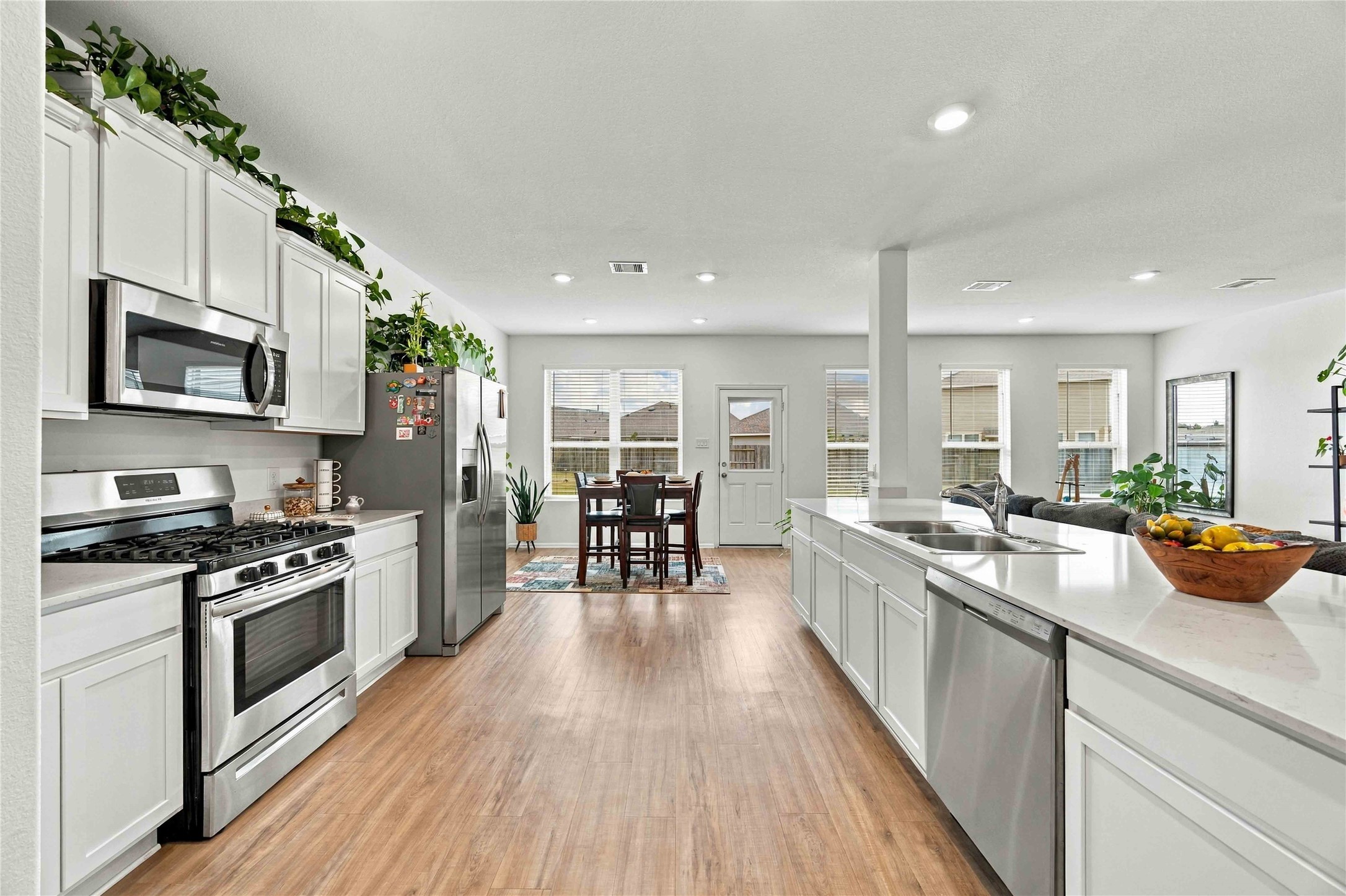 19302 Via Vinovo Court, New Caney, TX 77357