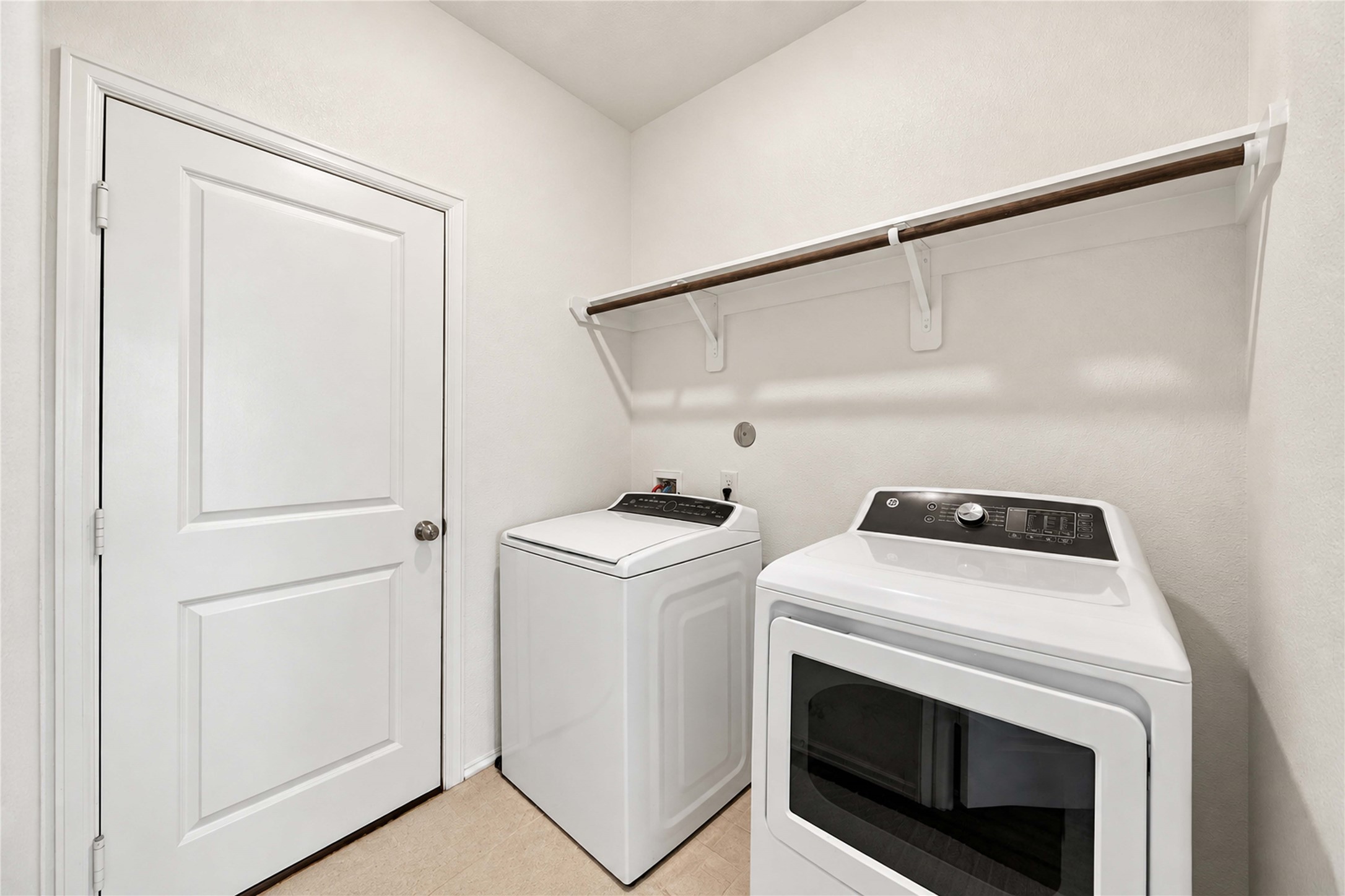 19302 Via Vinovo Court, New Caney, TX 77357