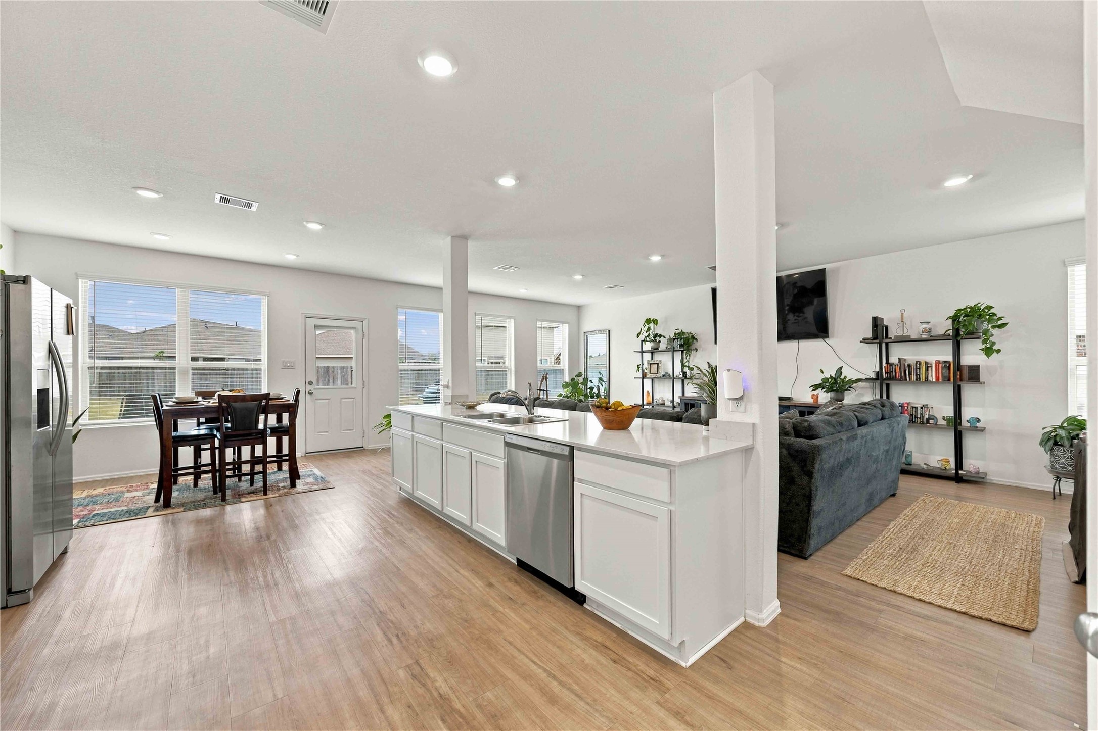 19302 Via Vinovo Court, New Caney, TX 77357