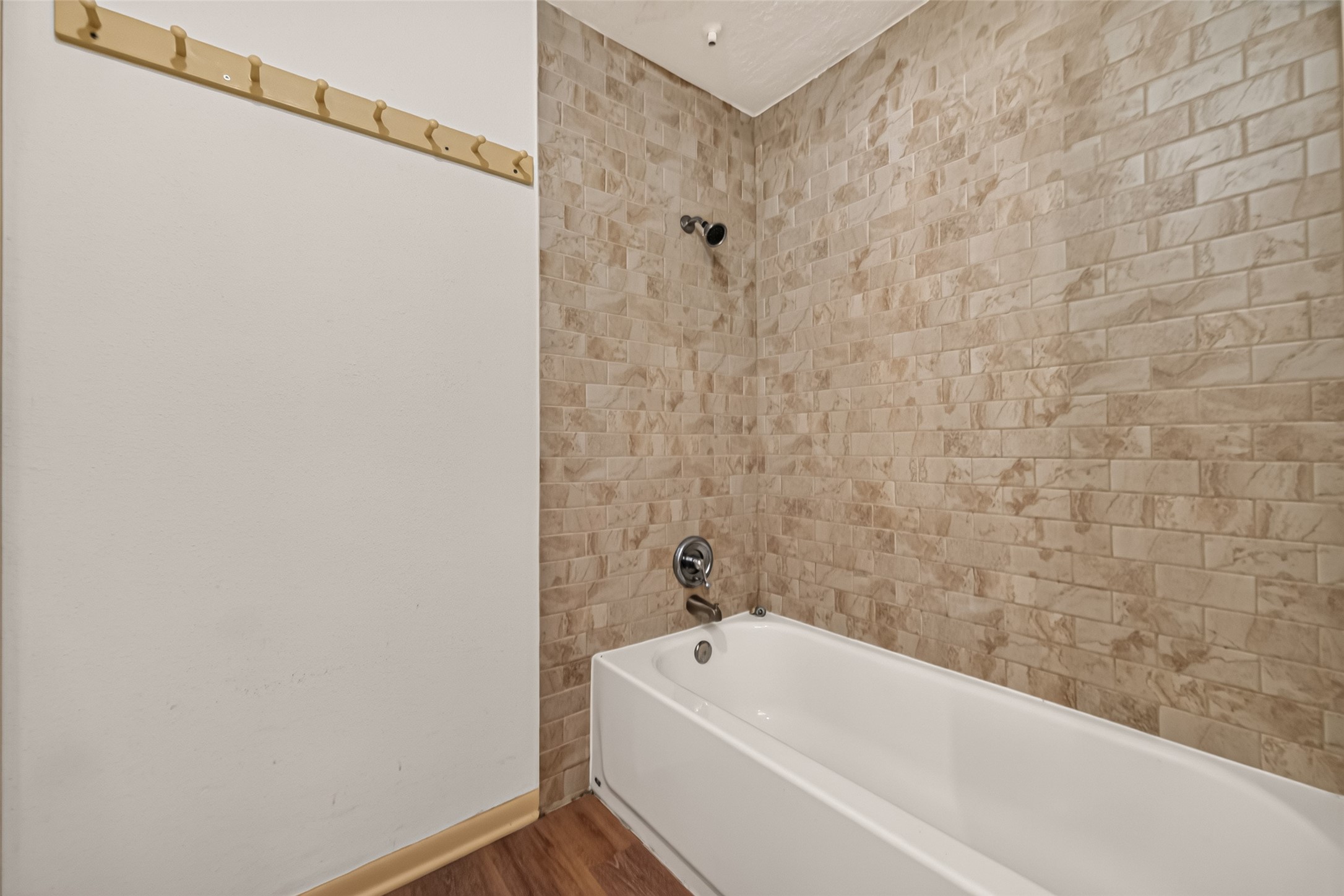 2021 Spenwick Drive, #217, Houston, TX 77055