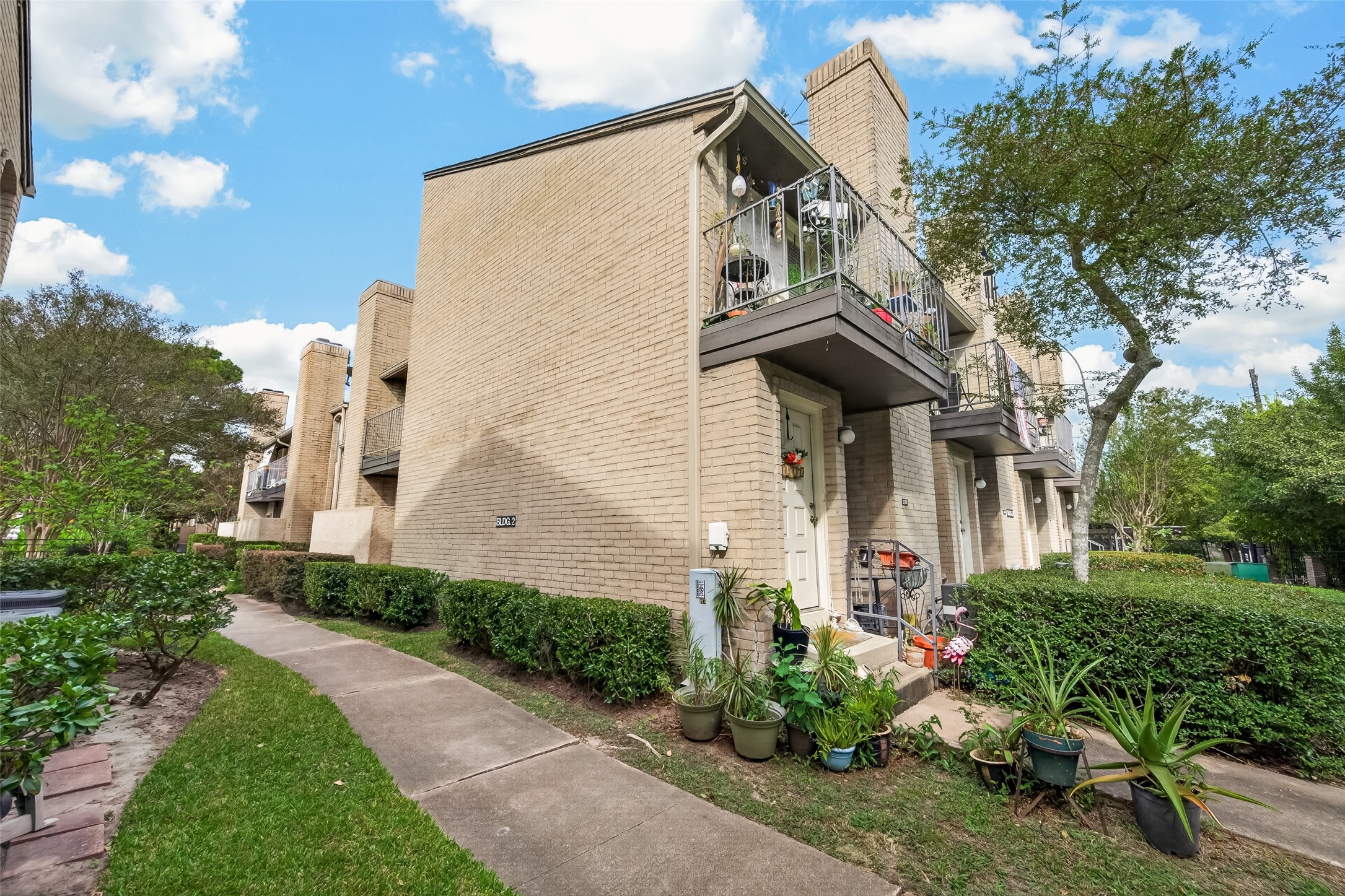 2021 Spenwick Drive, #217, Houston, TX 77055