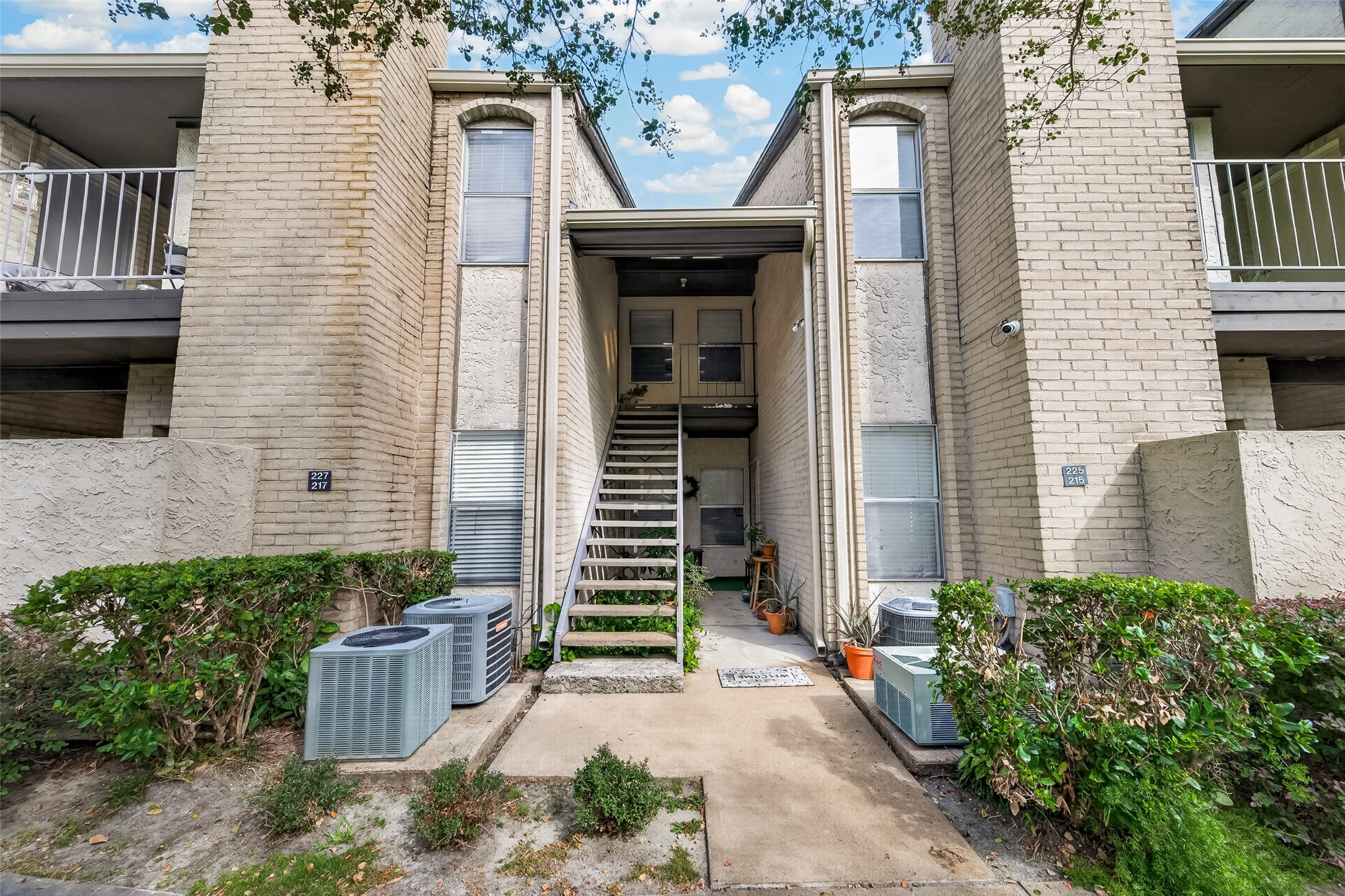 2021 Spenwick Drive, #217, Houston, TX 77055 2021 Spenwick Drive, #217, Houston, TX 77055