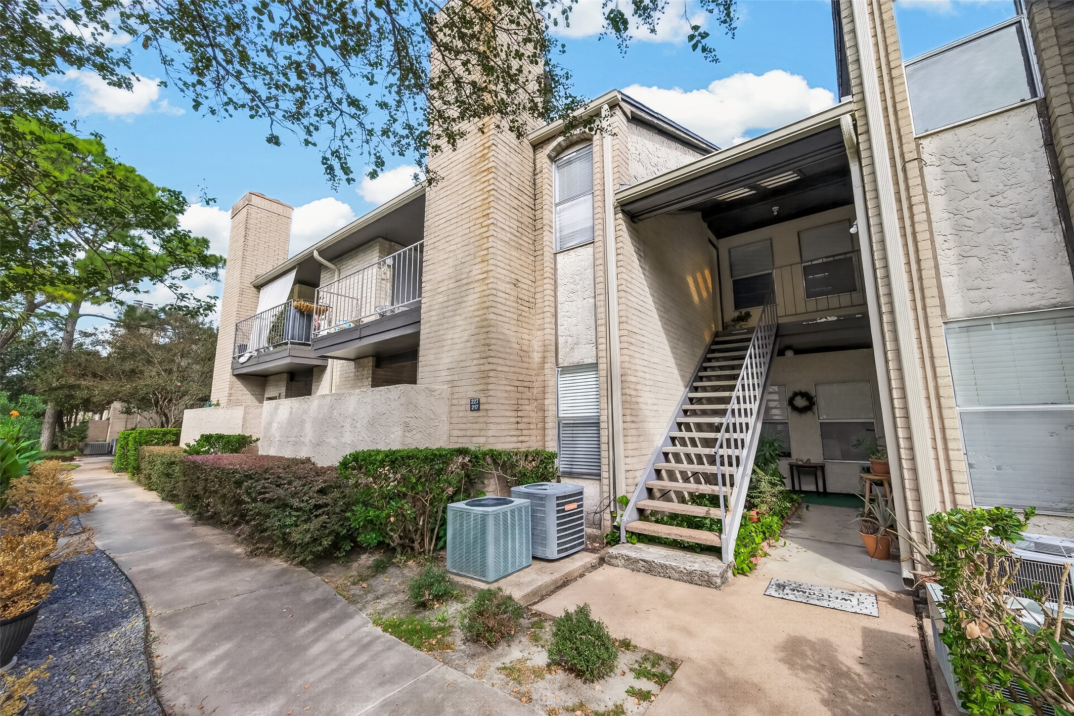 2021 Spenwick Drive, #217, Houston, TX 77055 2021 Spenwick Drive, #217, Houston, TX 77055