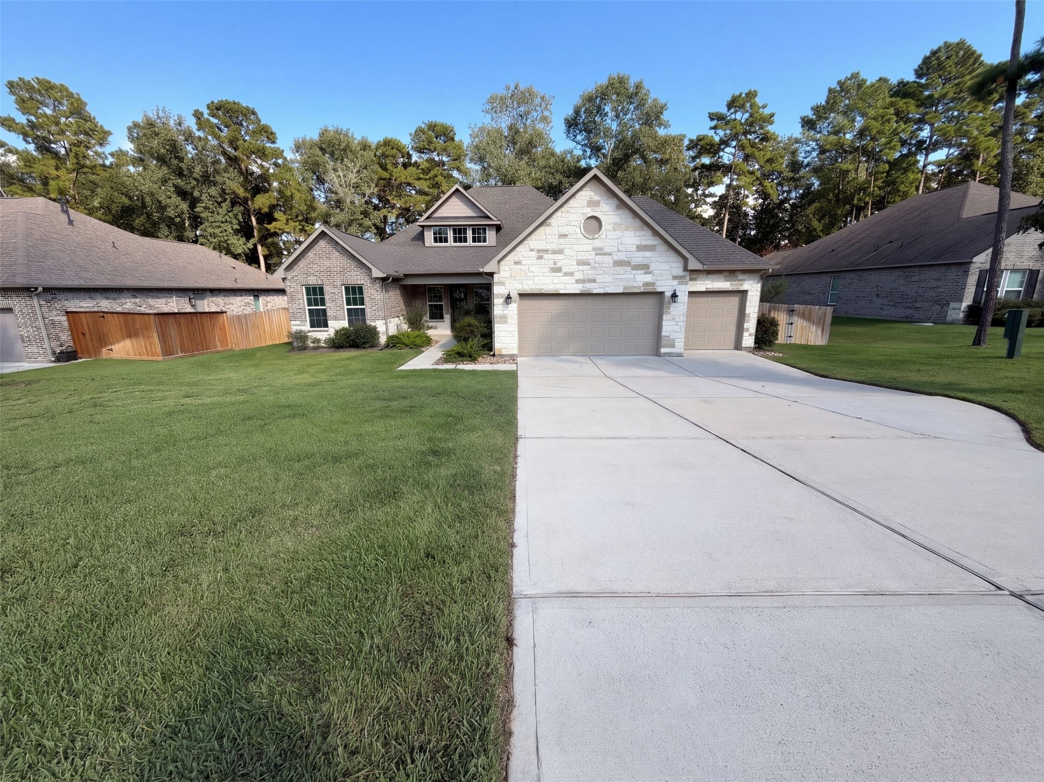 317 Treaty Oak Court, Magnolia, TX 77354 317 Treaty Oak Court, Magnolia, TX 77354