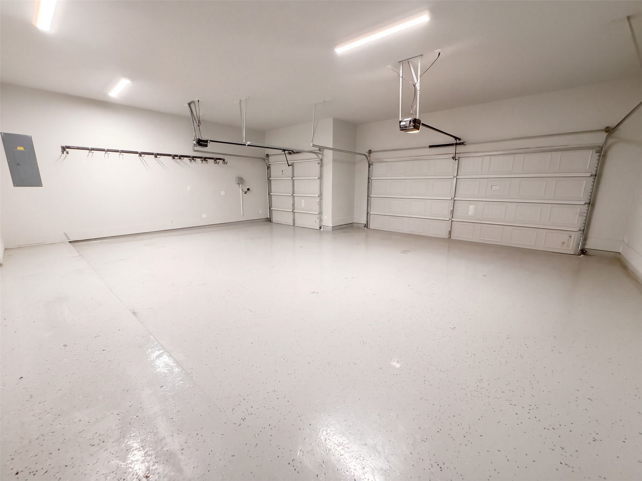 317 Treaty Oak Court, Magnolia, TX 77354