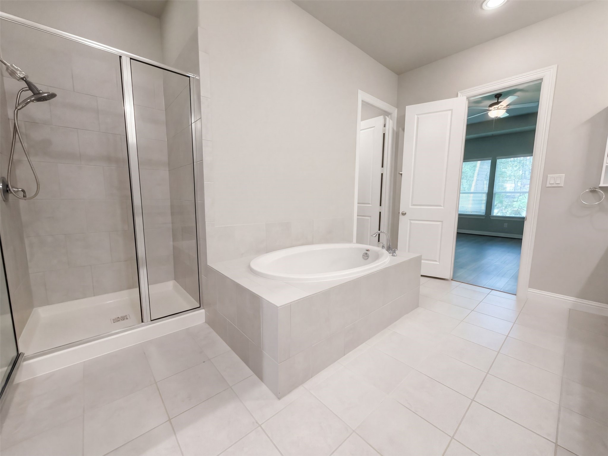 317 Treaty Oak Court, Magnolia, TX 77354