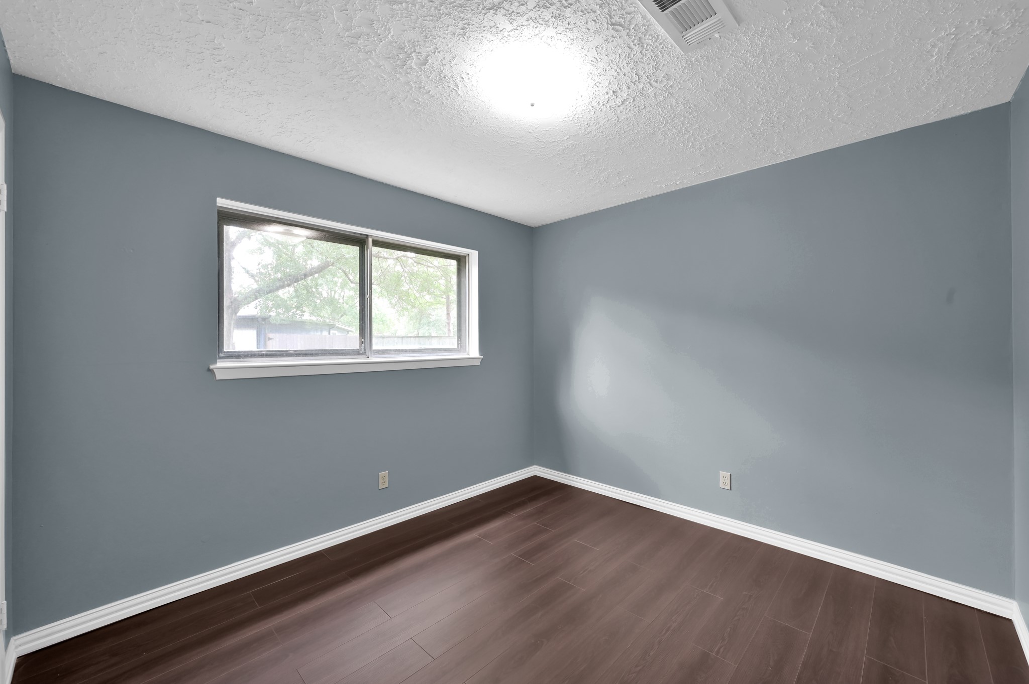27110 Jimmy Lane, Oak Ridge North, TX 77385