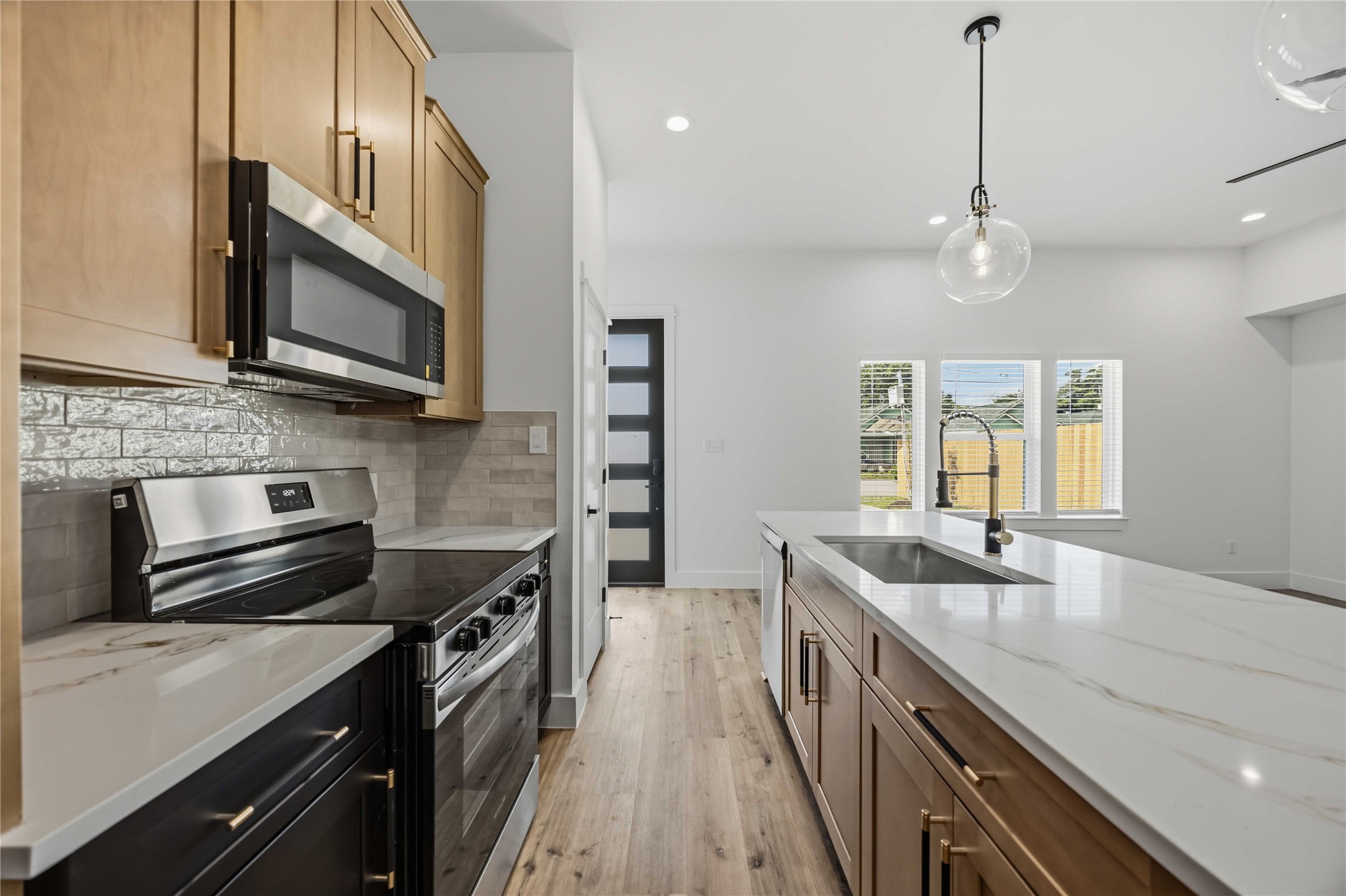 3211 Market Street, #A, Houston, TX 77020