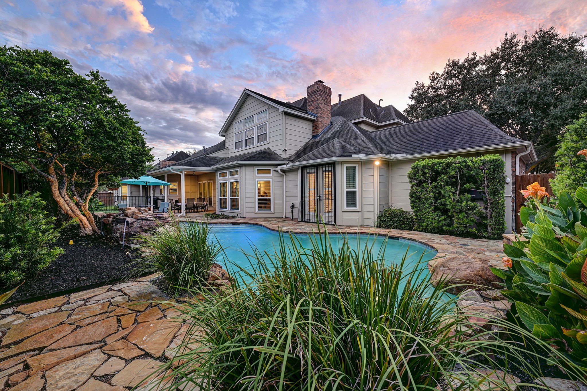 919 Bayou Parkway, Houston, TX 77077