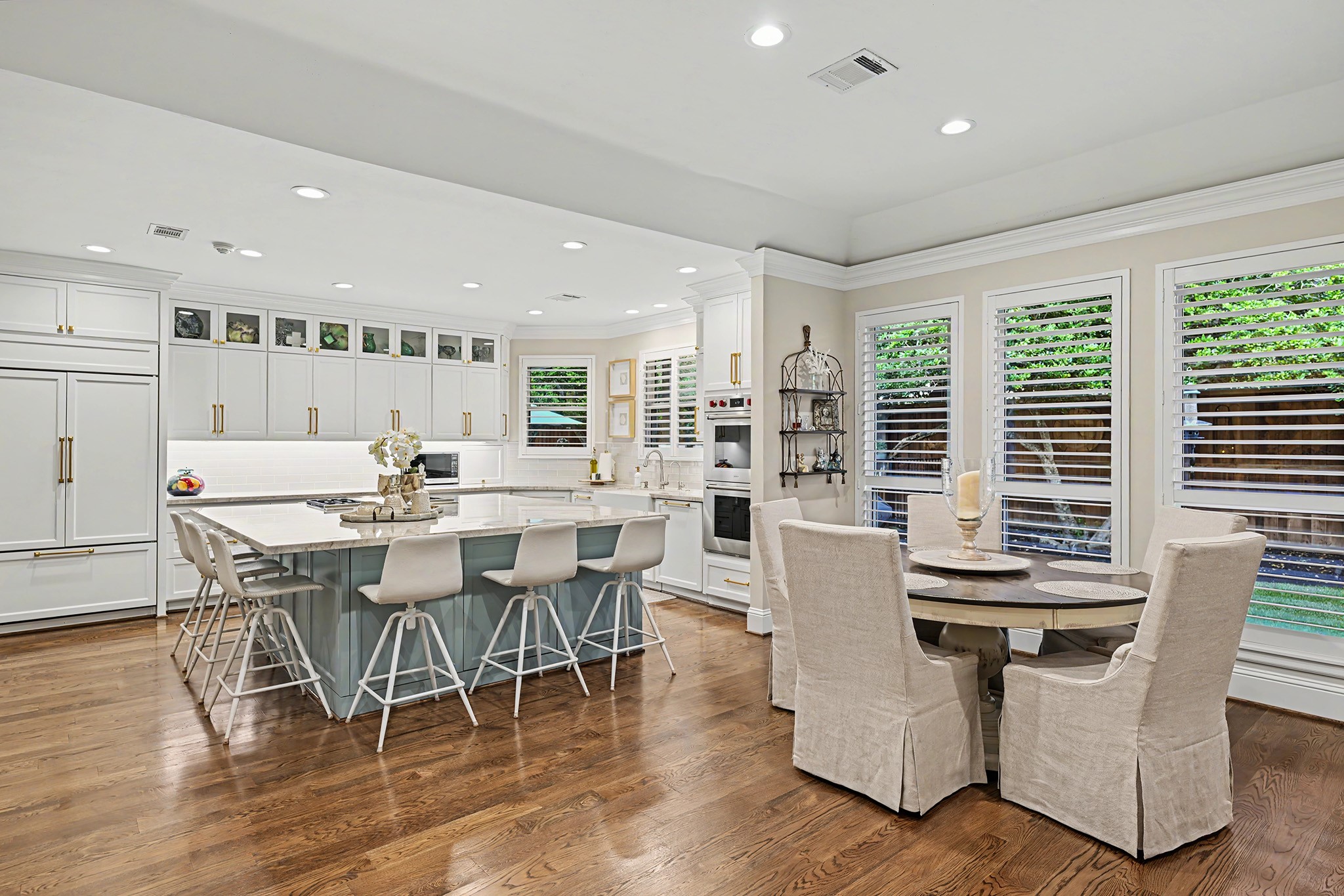 919 Bayou Parkway, Houston, TX 77077
