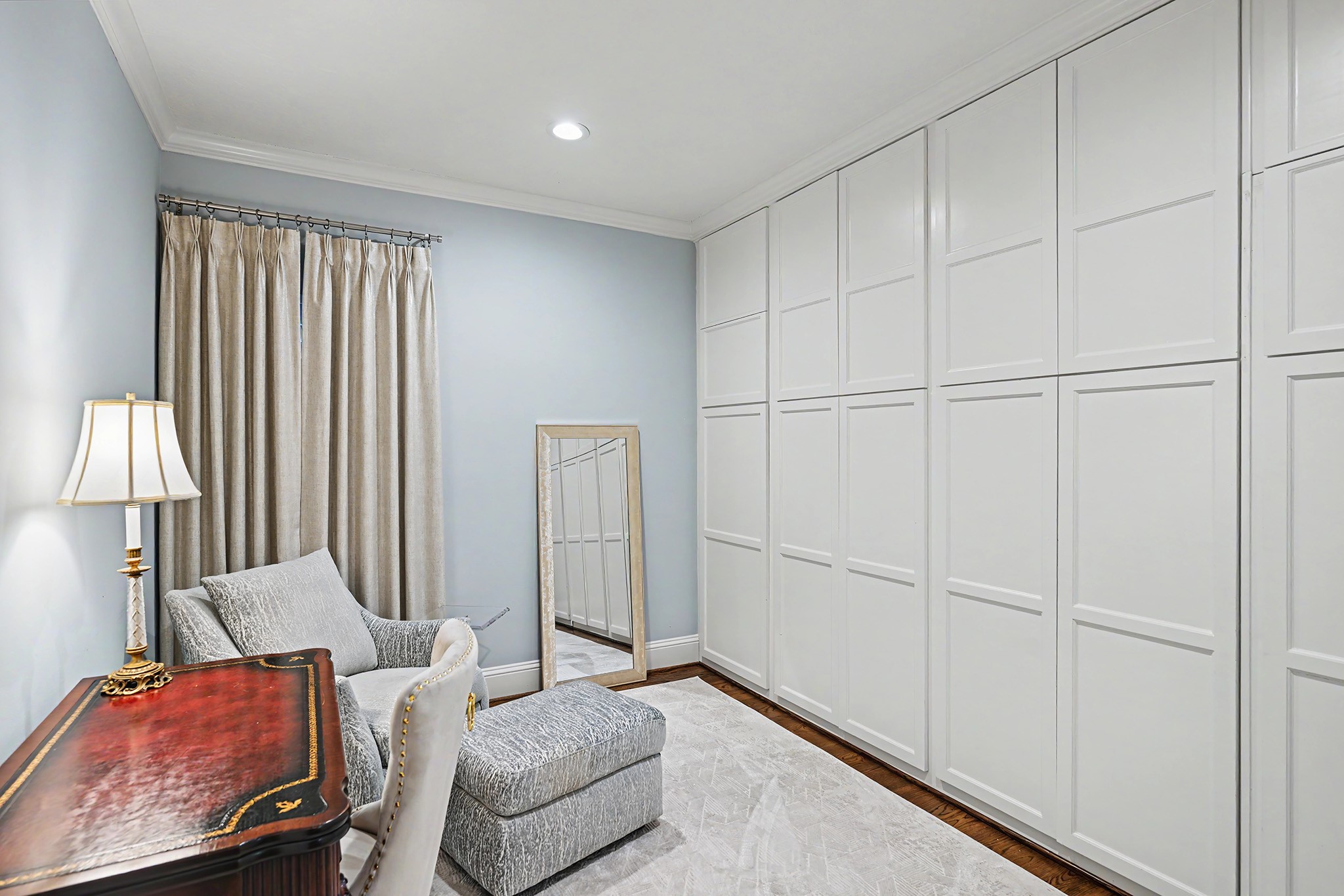 919 Bayou Parkway, Houston, TX 77077
