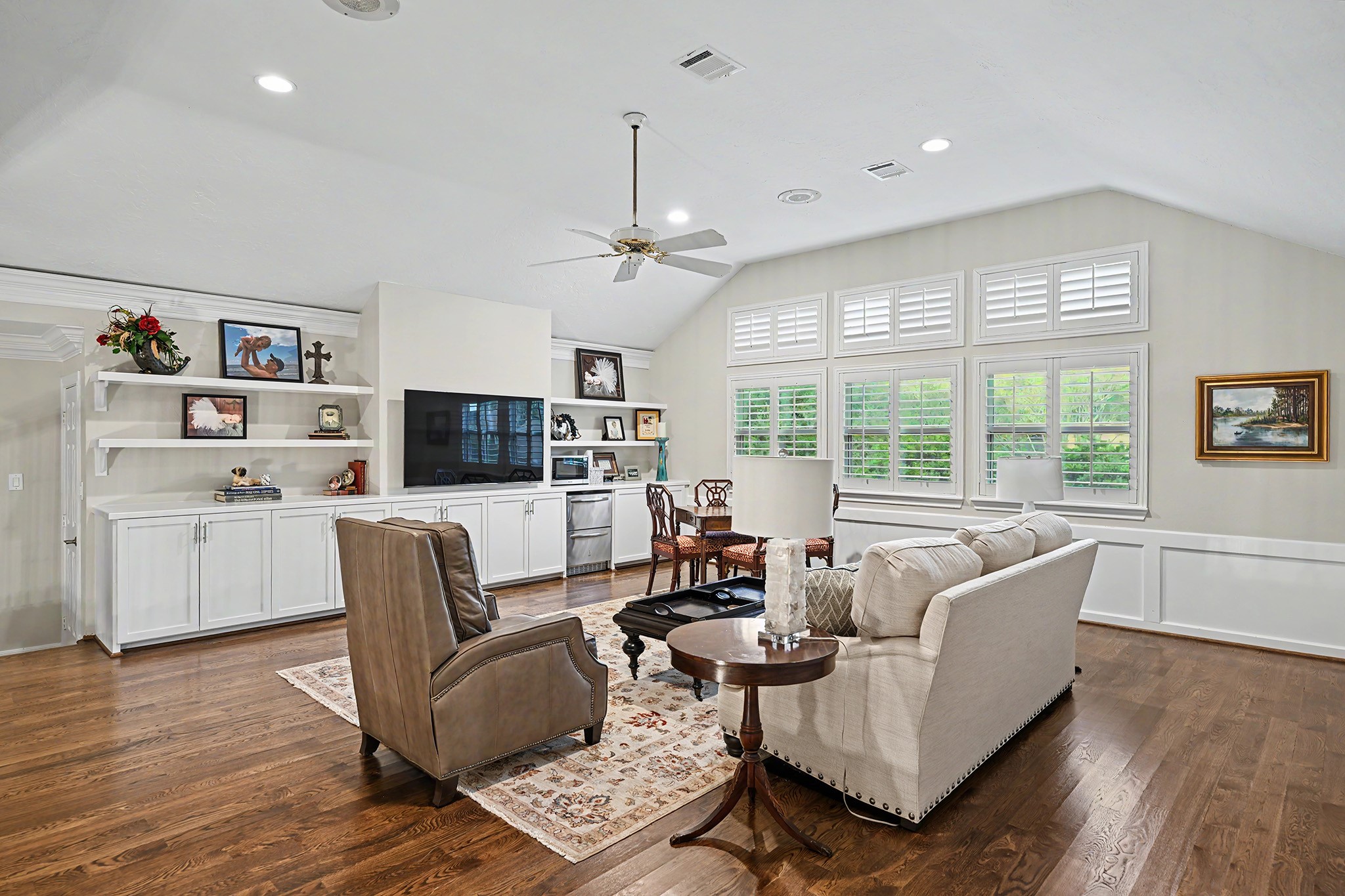 919 Bayou Parkway, Houston, TX 77077
