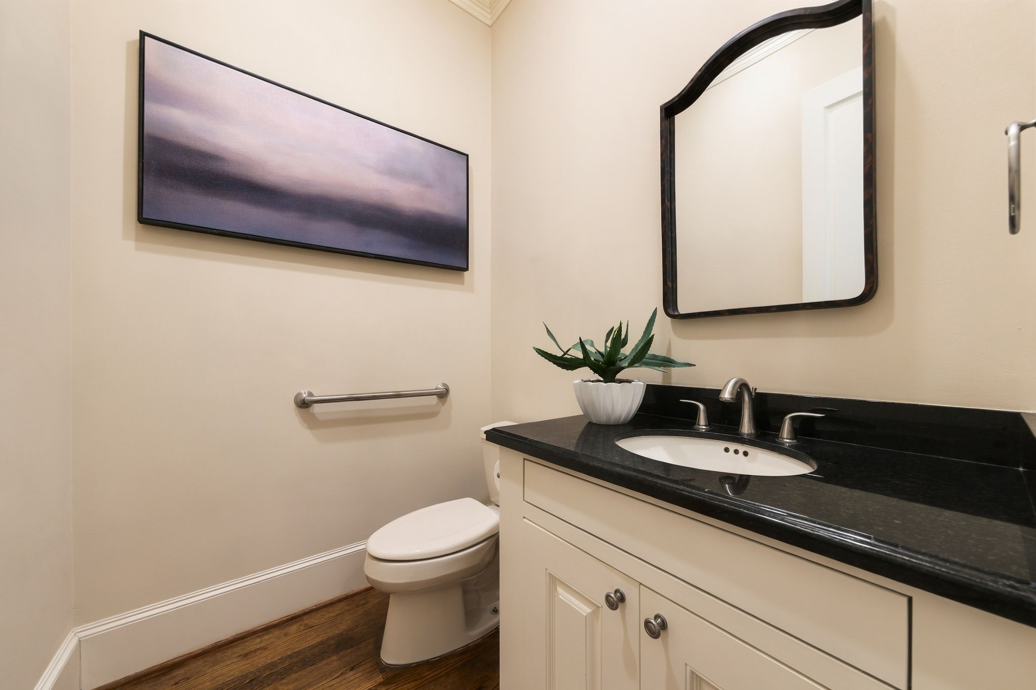 2826 Robinhood Street, West University Place, TX 77005