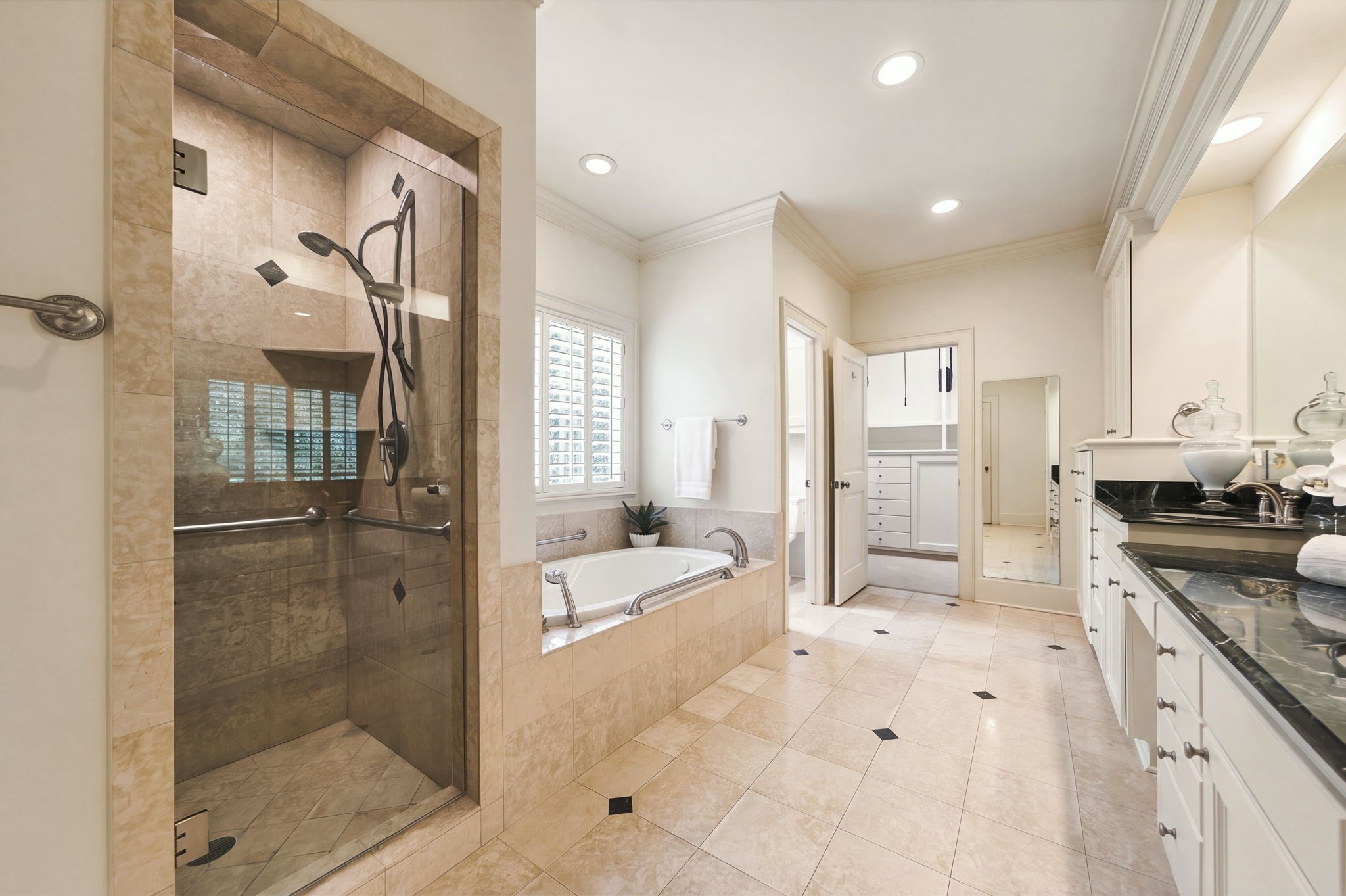 2826 Robinhood Street, West University Place, TX 77005