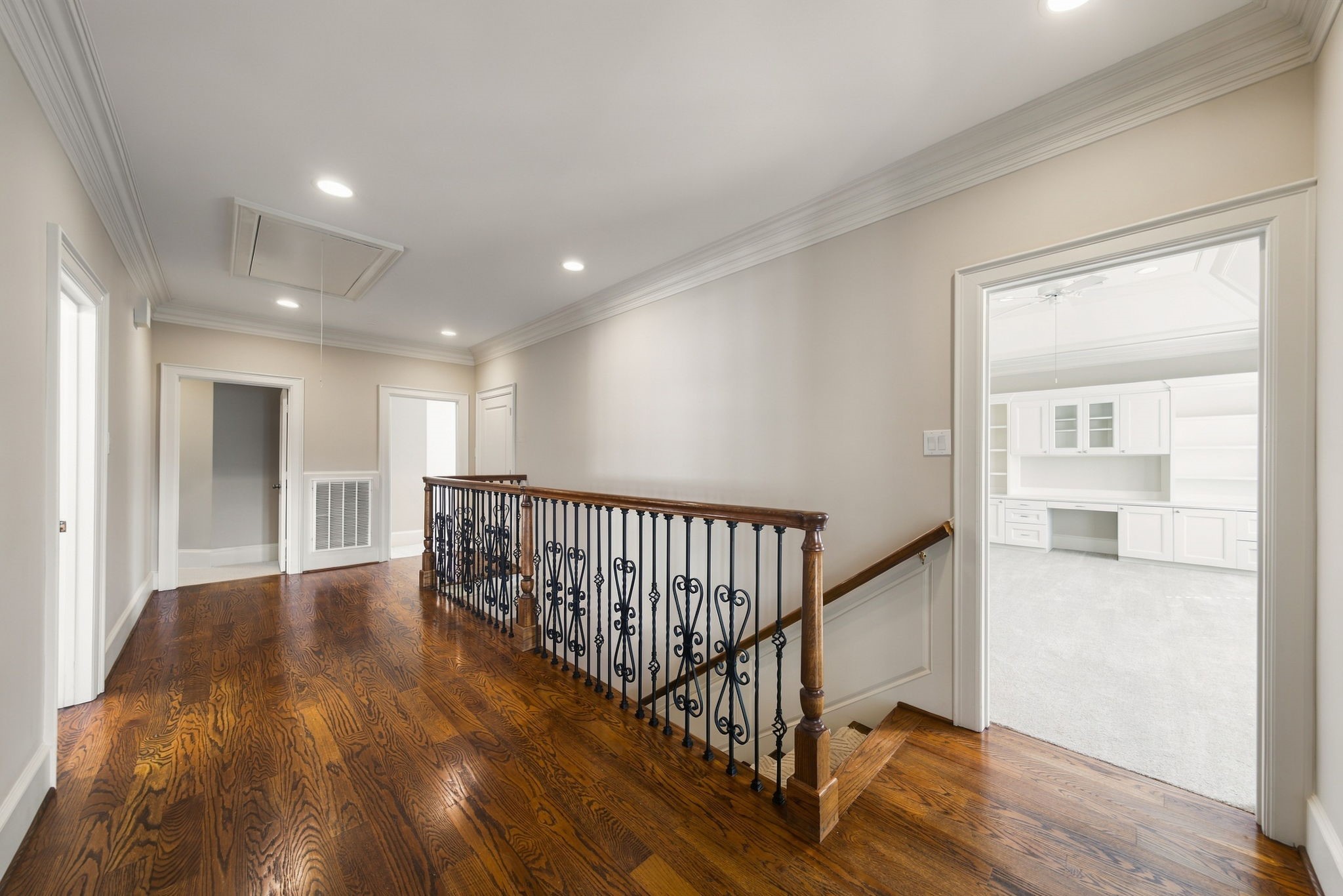 2826 Robinhood Street, West University Place, TX 77005