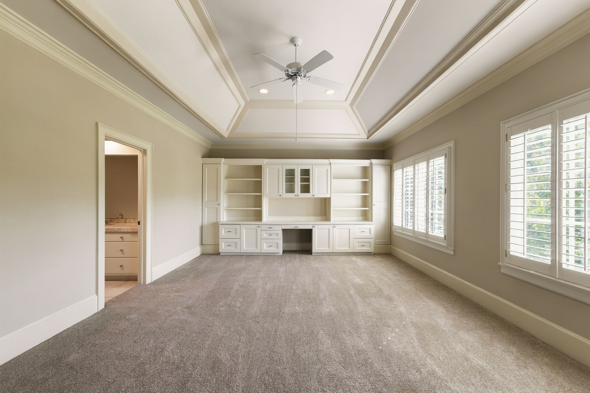 2826 Robinhood Street, West University Place, TX 77005