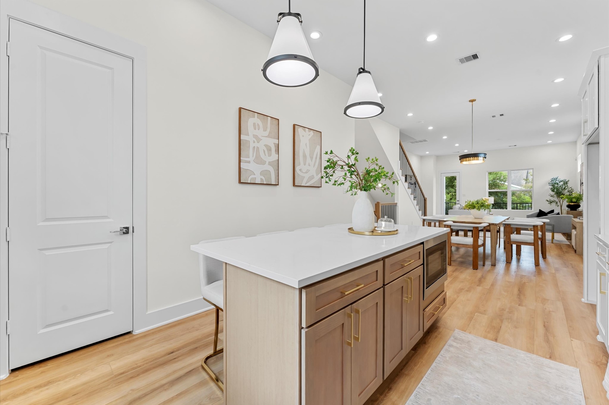 4127 De George Street, Houston, TX 77009