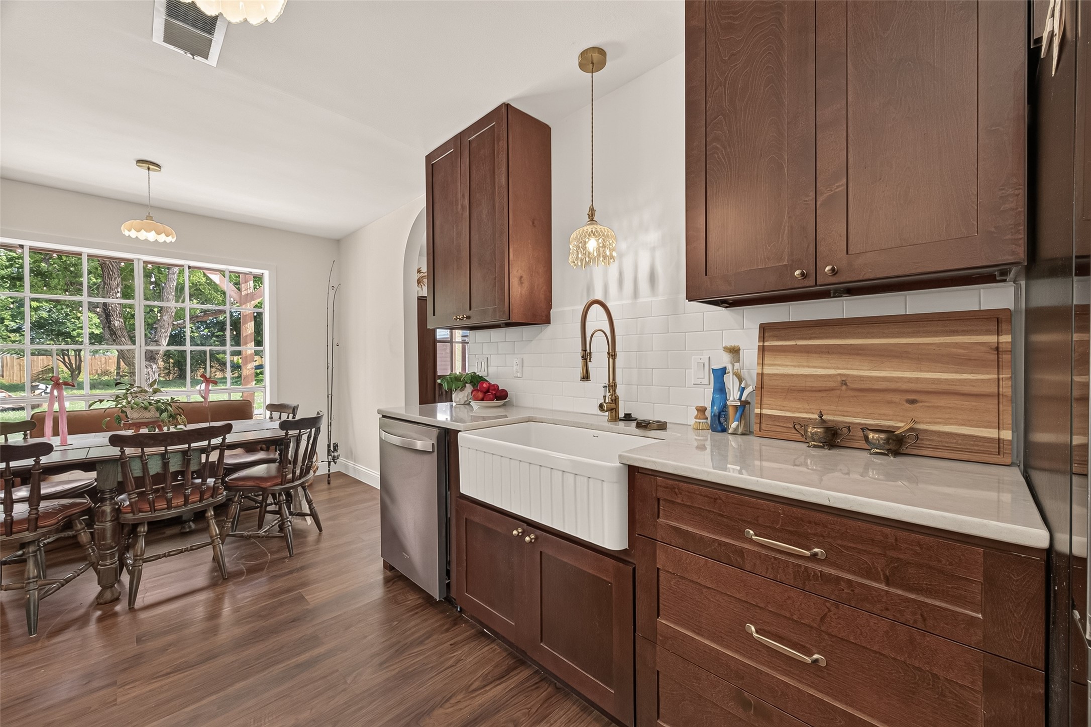 11029 Fm-1764, Santa Fe, TX 77510
