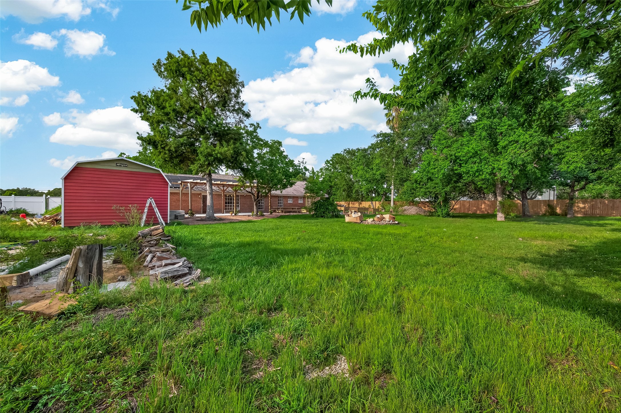 11029 Fm-1764, Santa Fe, TX 77510