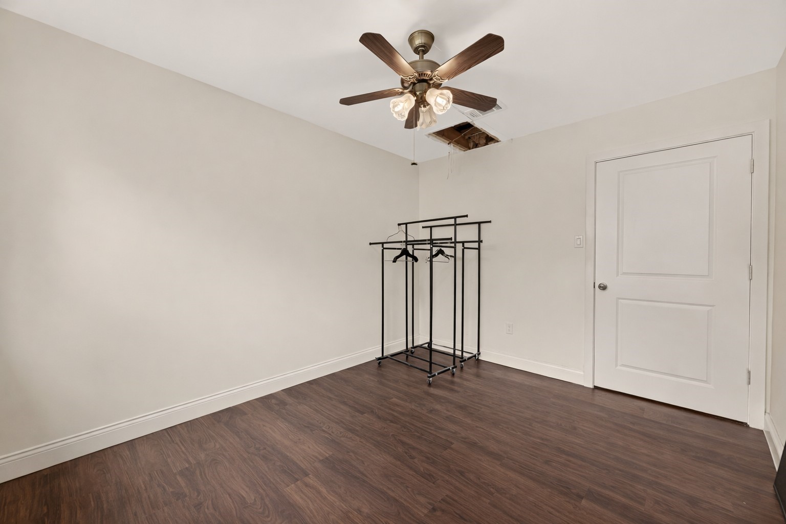 11029 Fm-1764, Santa Fe, TX 77510