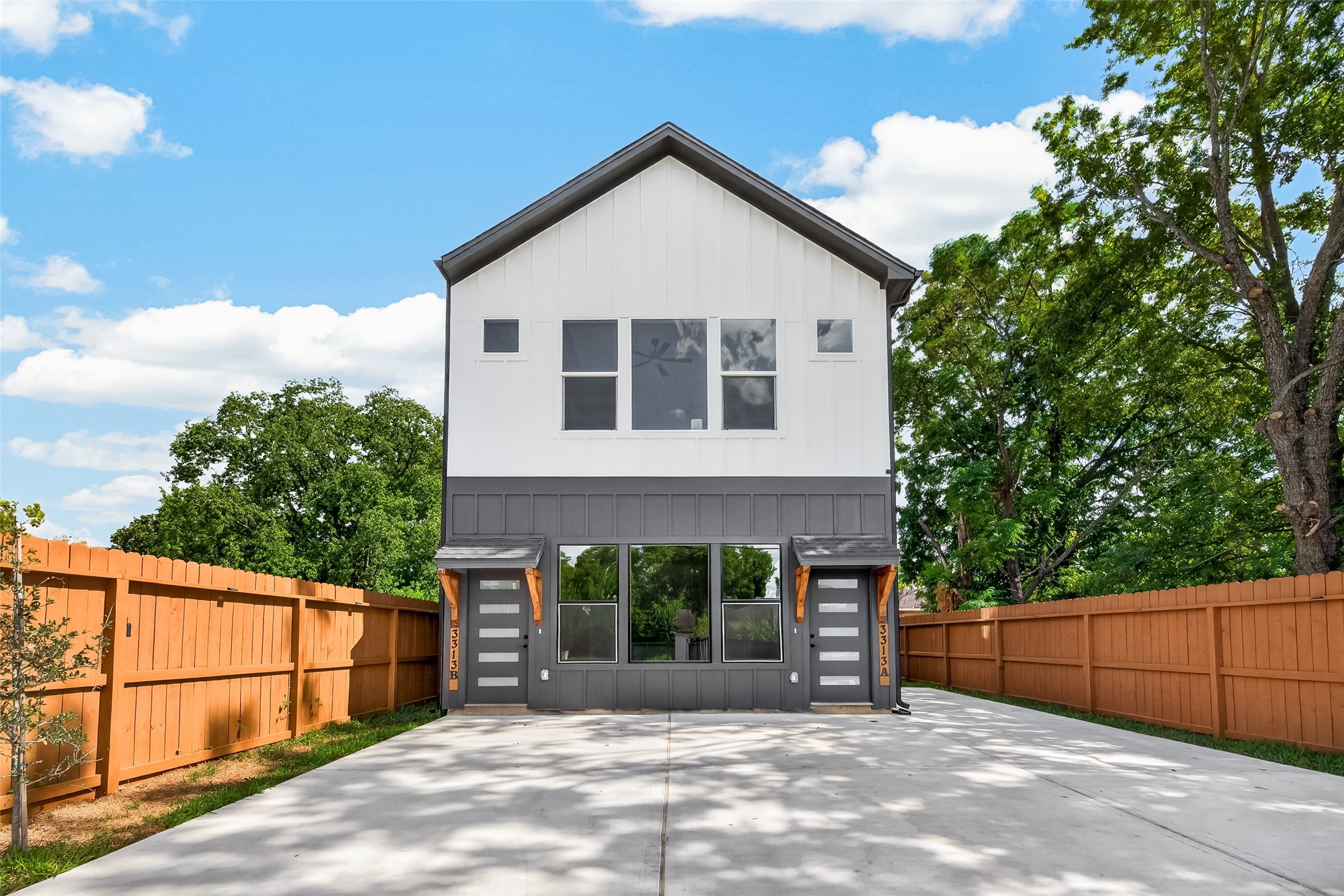 3313 Sampson Street, Houston, TX 77004 3313 Sampson Street, Houston, TX 77004