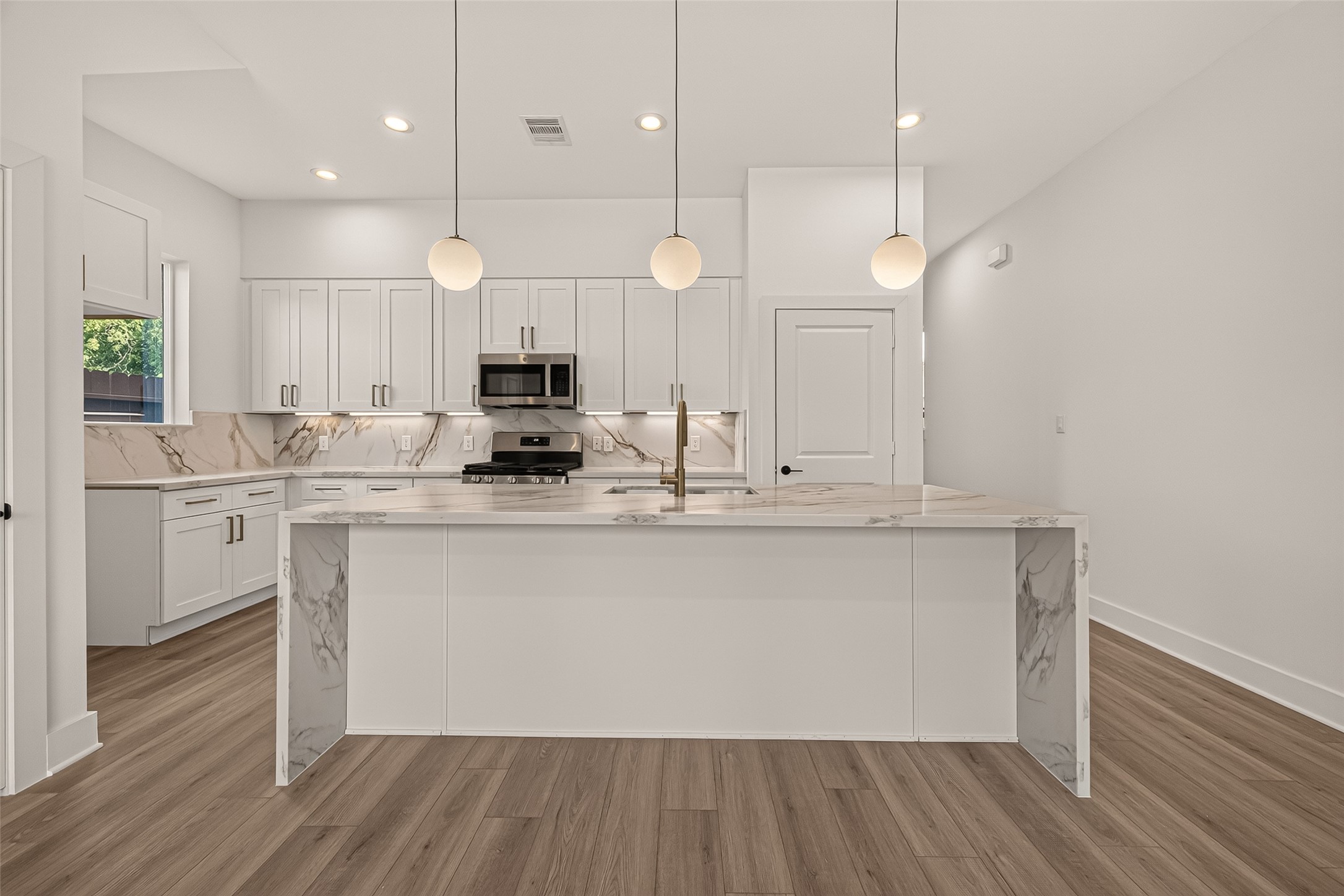 3313 Sampson Street, Houston, TX 77004