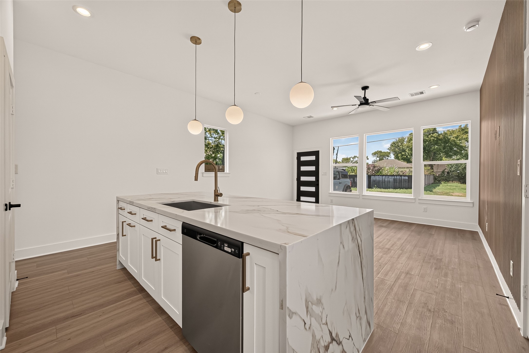 3313 Sampson Street, Houston, TX 77004