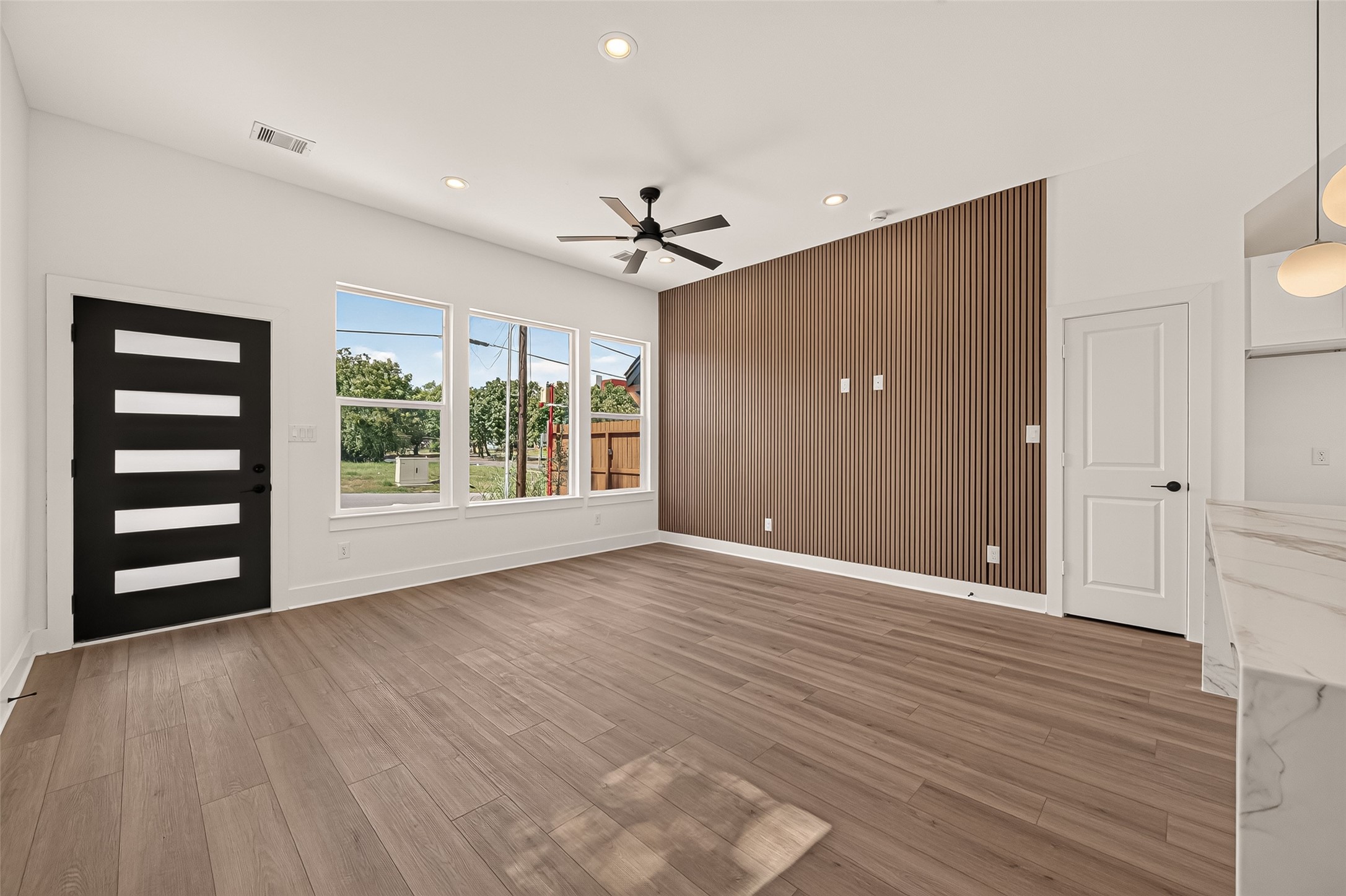 3313 Sampson Street, Houston, TX 77004