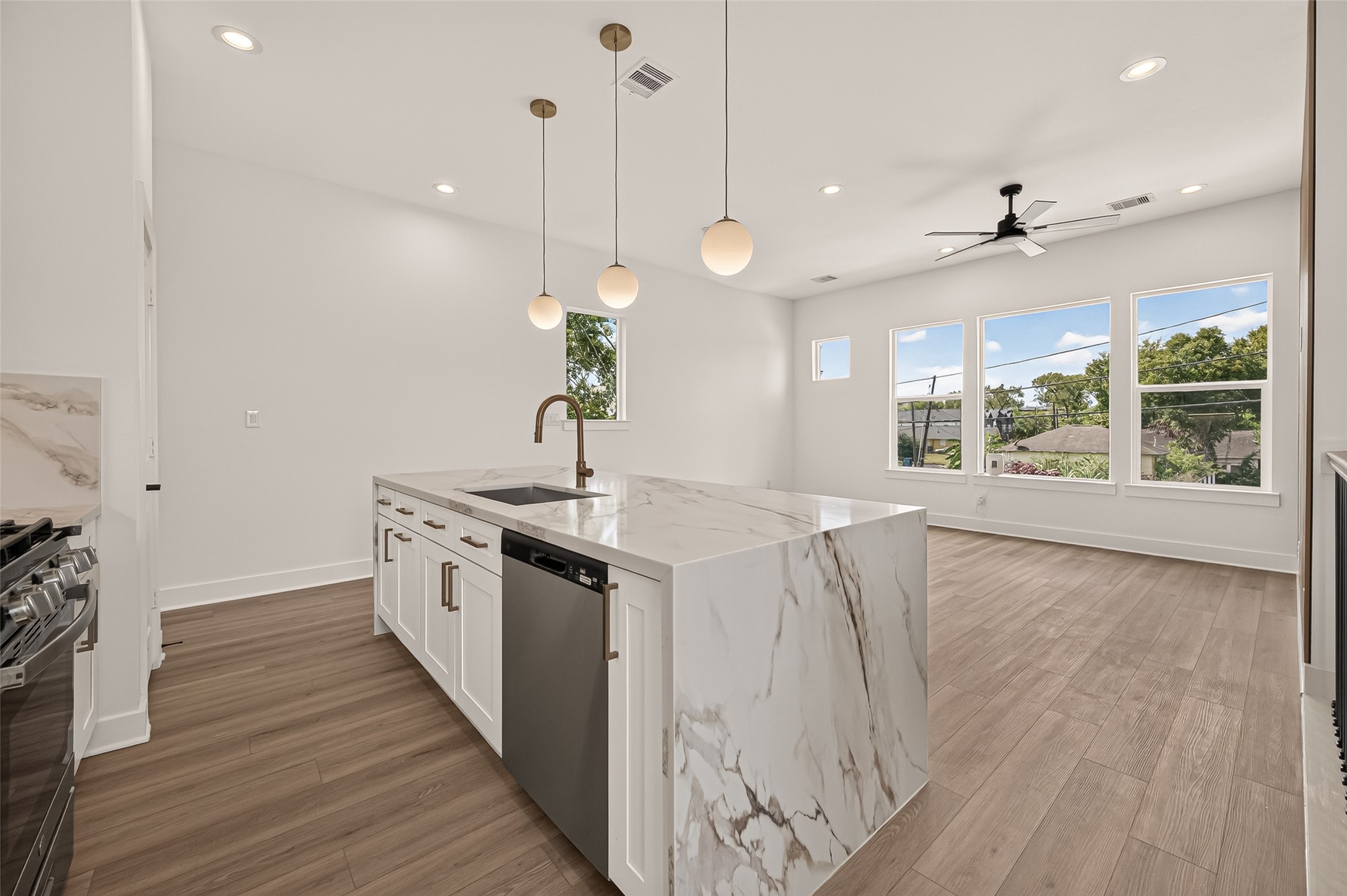 3313 Sampson Street, Houston, TX 77004