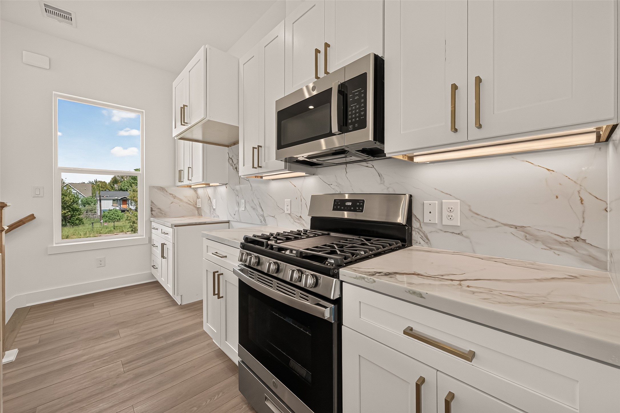 3313 Sampson Street, Houston, TX 77004